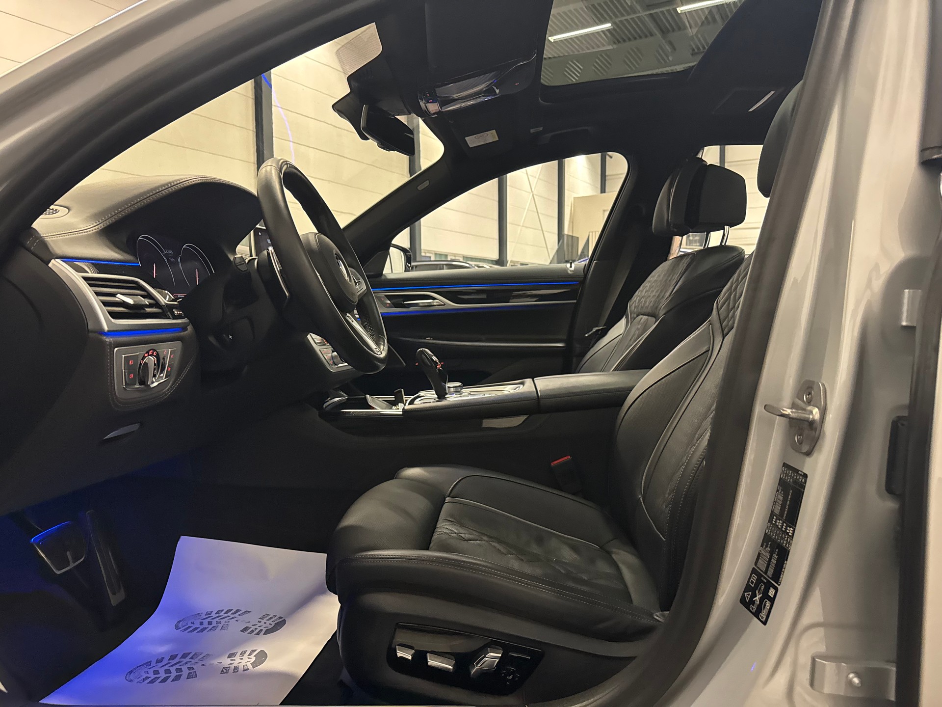 BMW 730Ld xDrive Steptronic M Sport-image-17