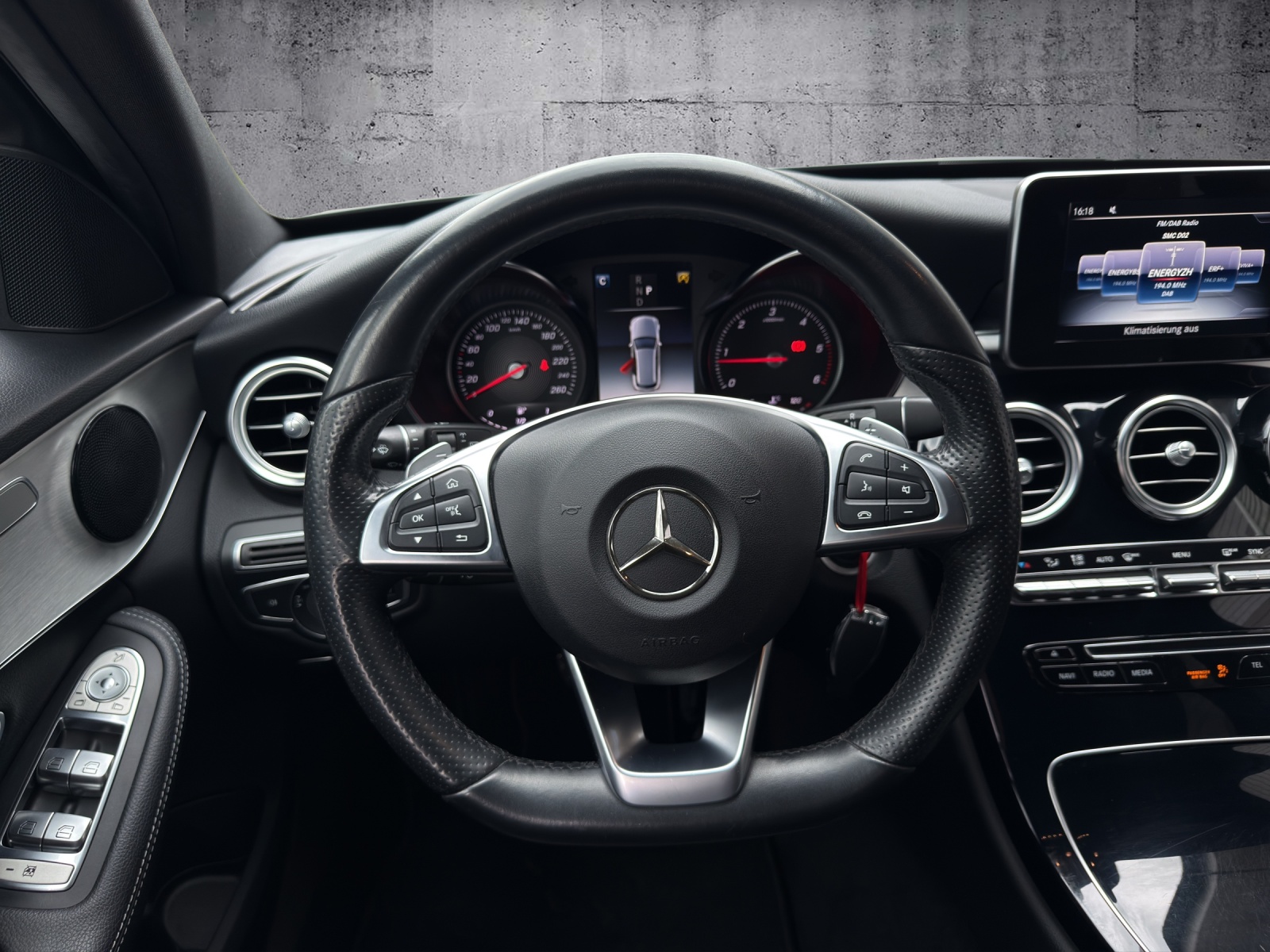 MERCEDES-BENZ C 250 d Swiss Star AMG Line 4Matic 9G-Tronic *CH-Fahrzeug*-image-7
