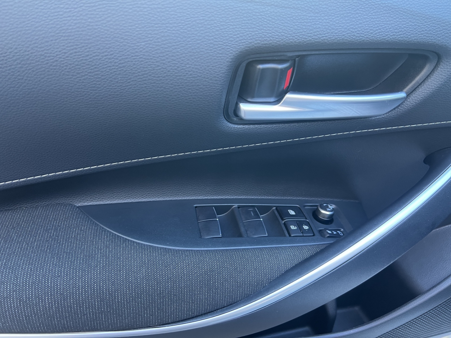 TOYOTA Corolla Touring Sports 1.8 HSD Comfort-image-15