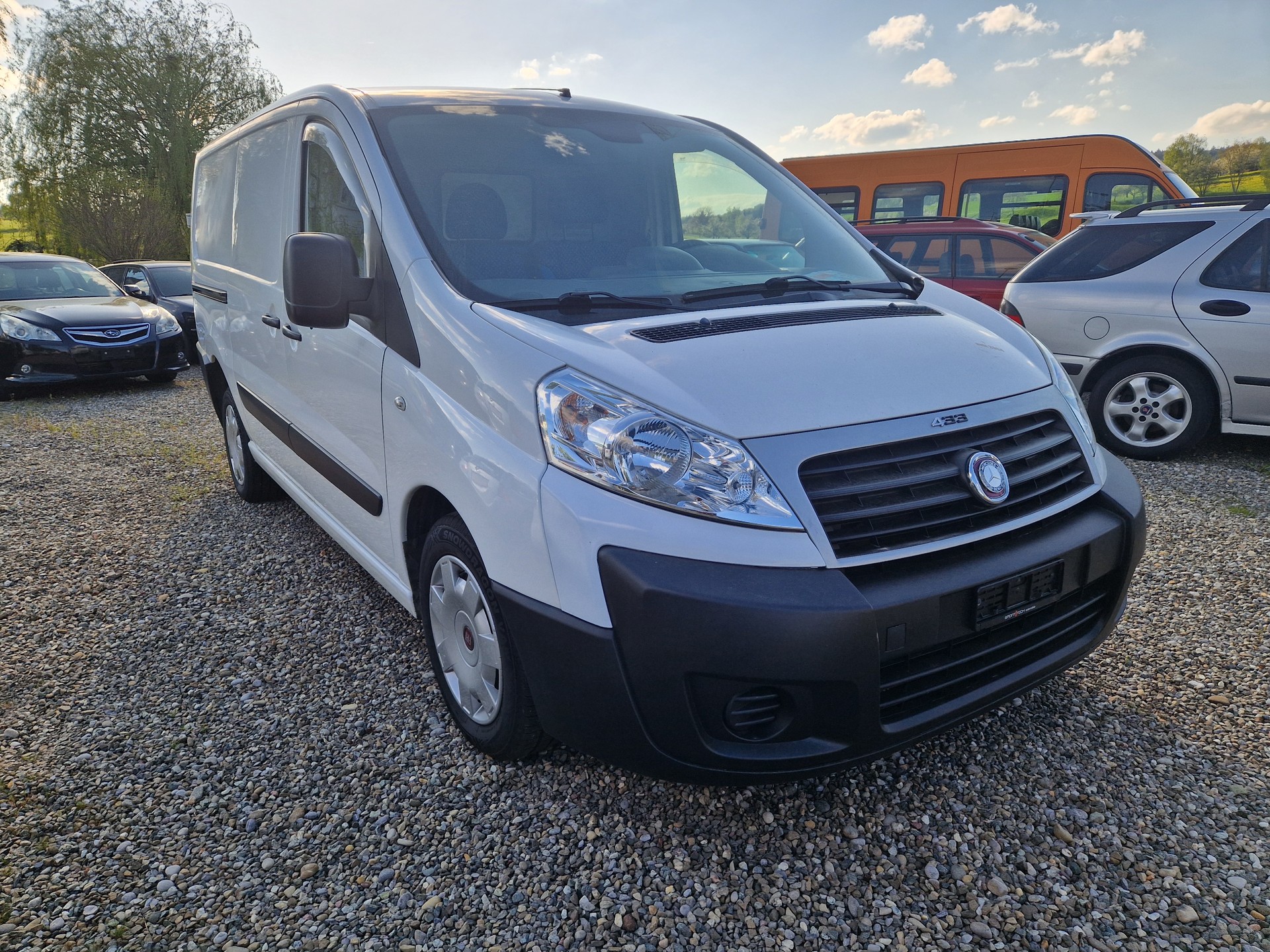 FIAT Scudo 2.0 MJ Deluxe 1.2t-image-2