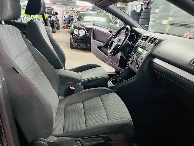 VW Golf Cabrio 1.2 TSI BlueMotion Technology-image-11