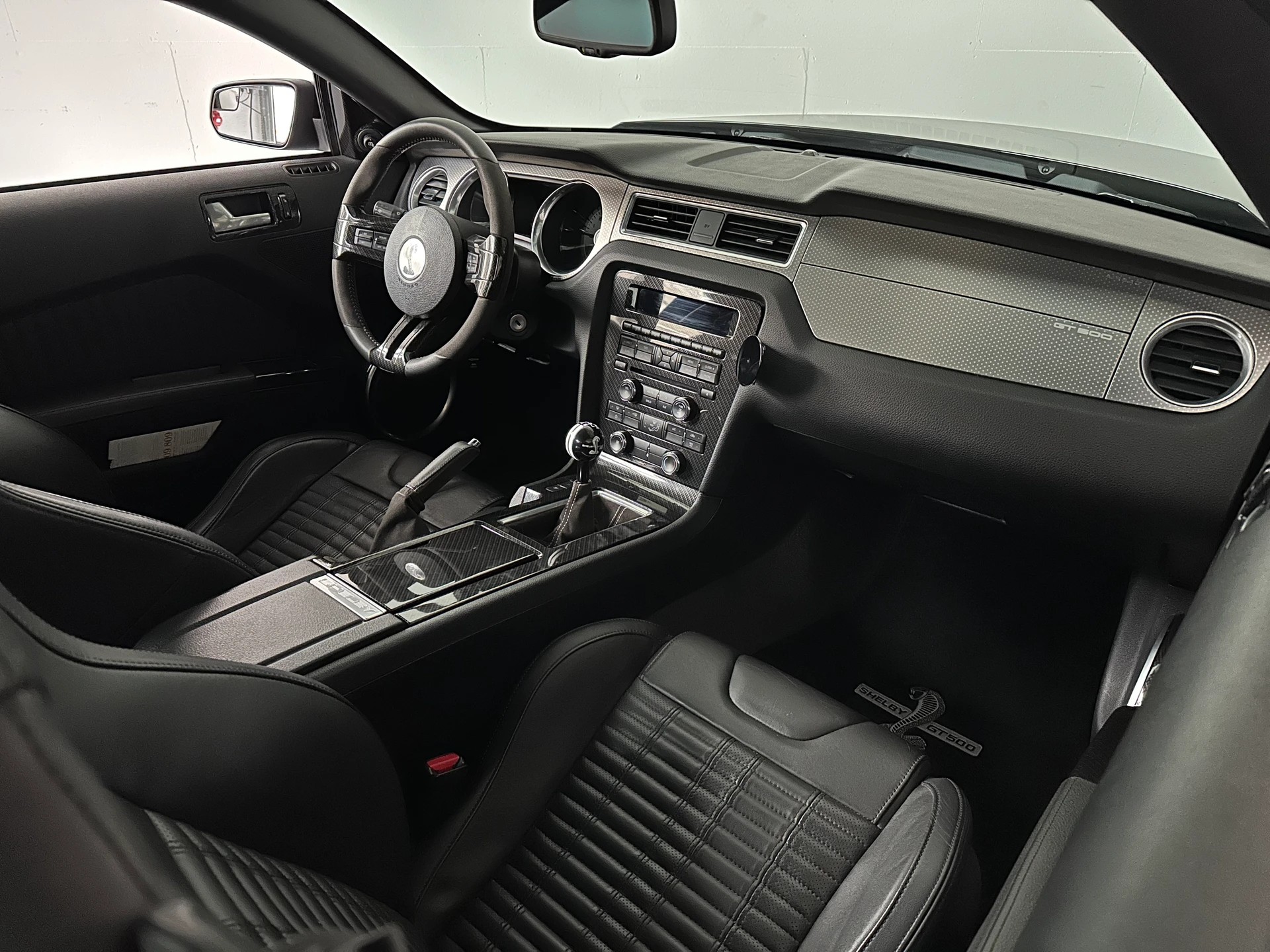 FORD Mustang Shelby GT 500-image-7