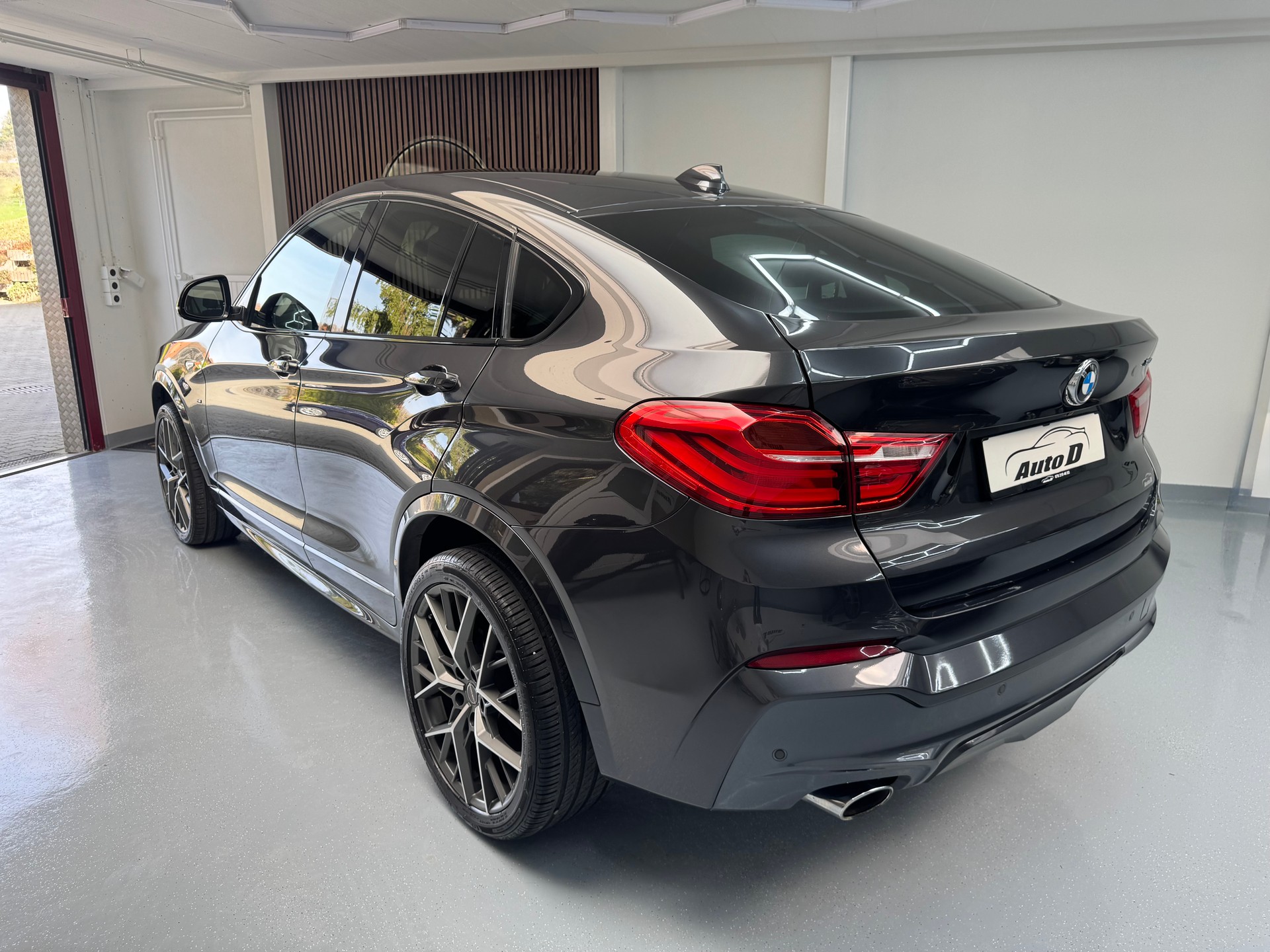 BMW X4 xDrive 20d M Sport Steptronic-image-5