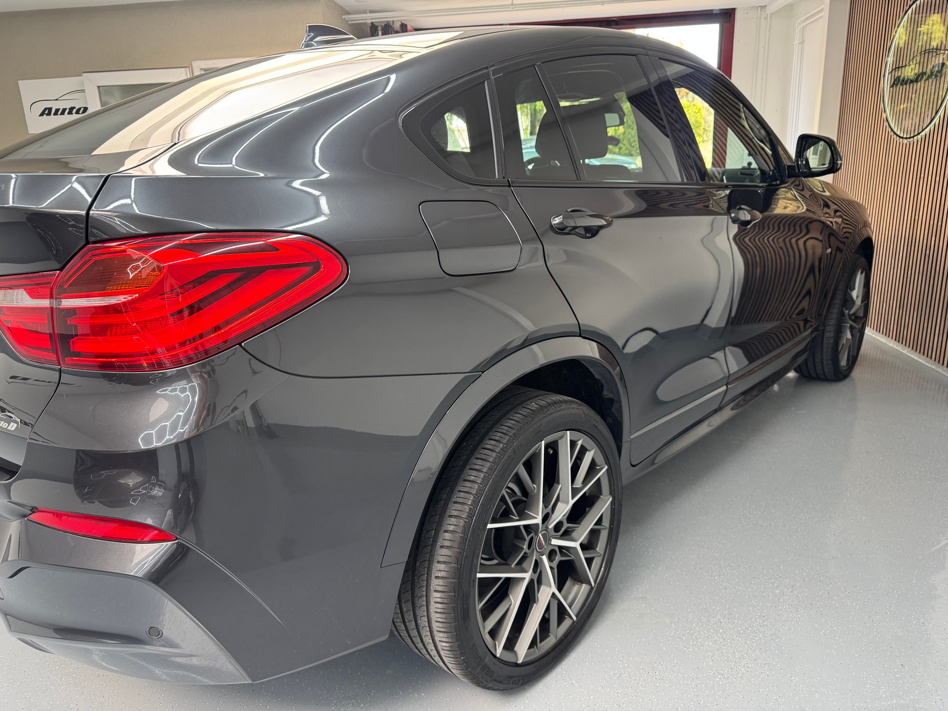 BMW X4 xDrive 20d M Sport Steptronic-image-8