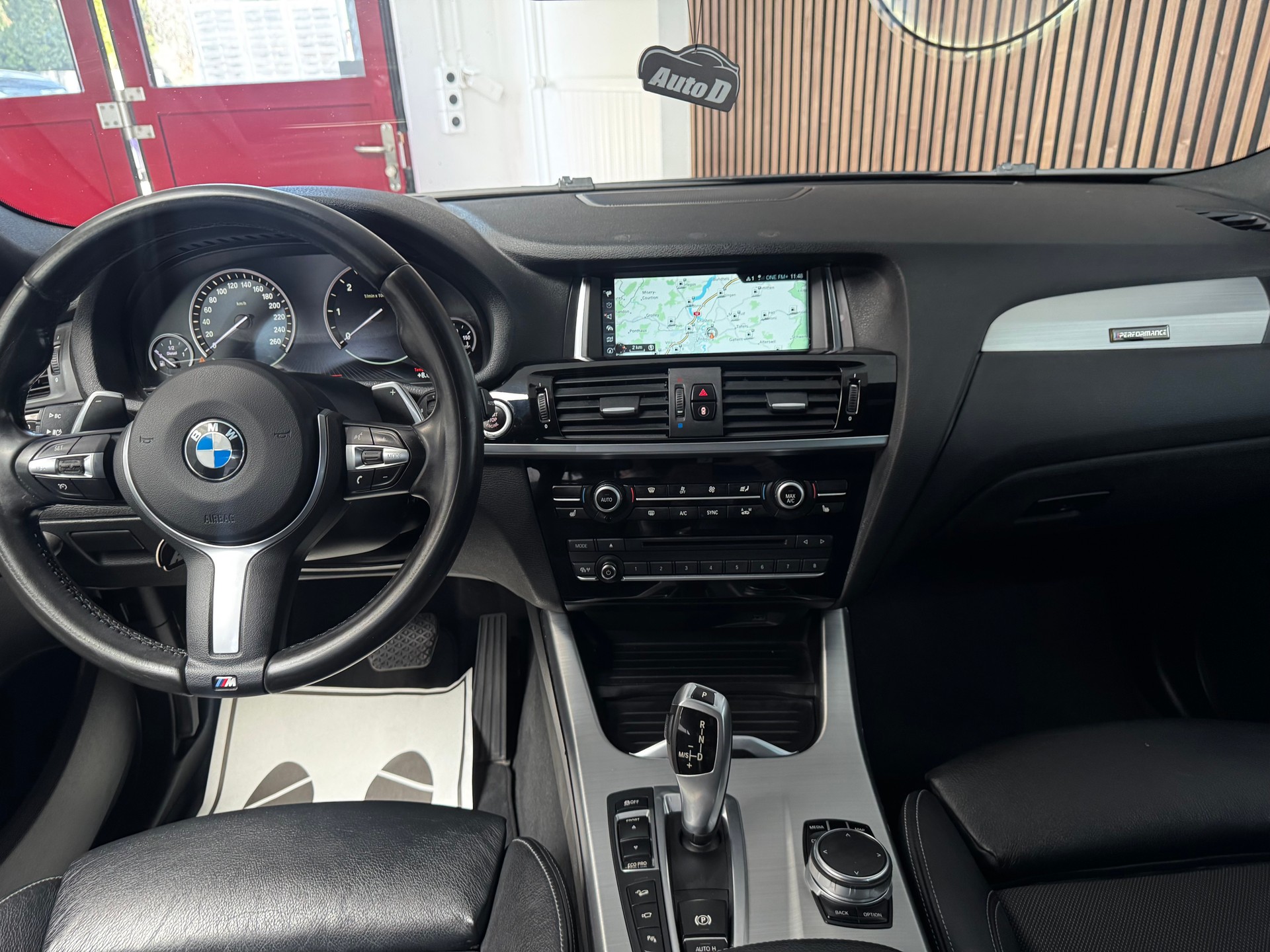BMW X4 xDrive 20d M Sport Steptronic-image-18