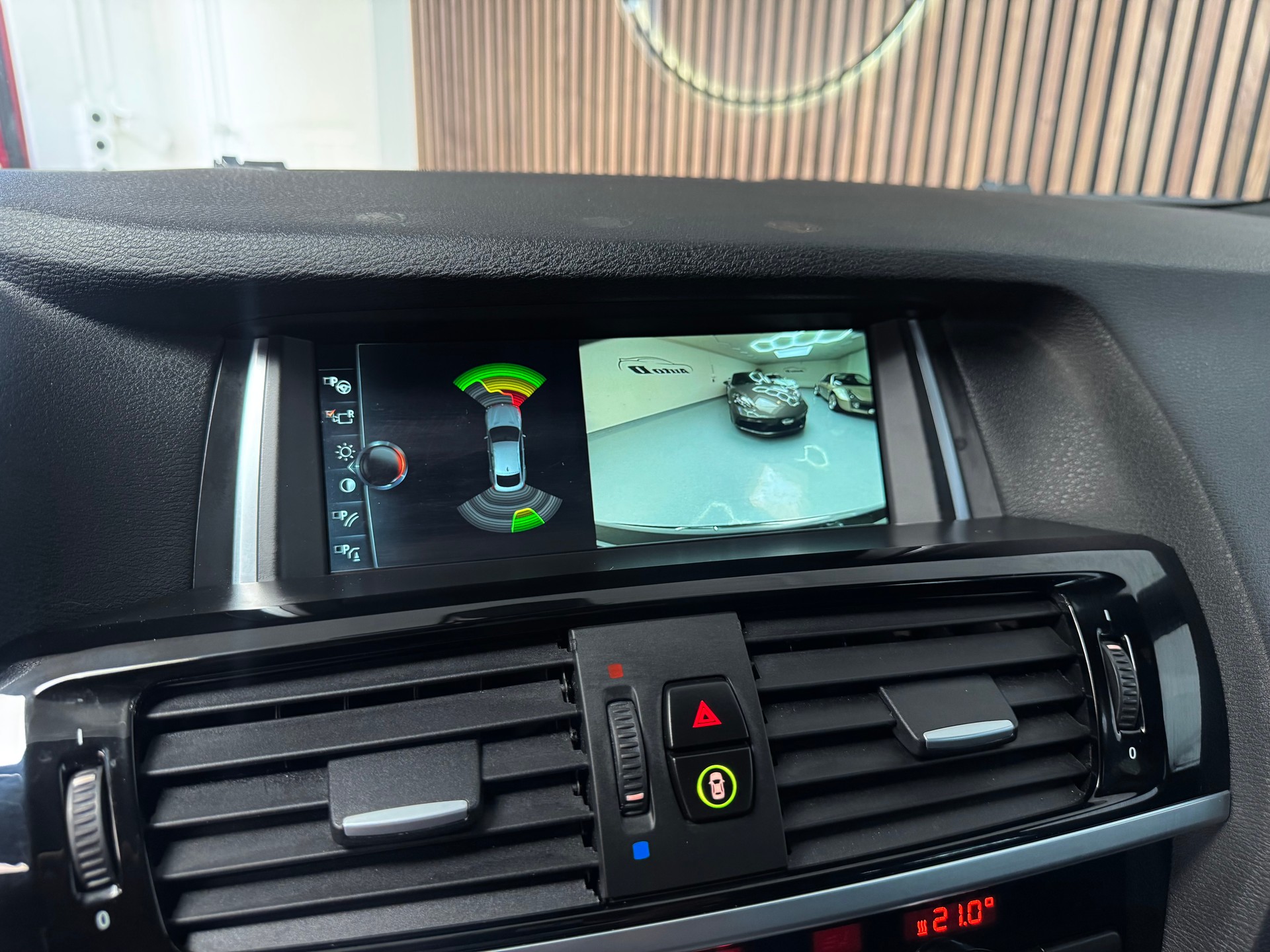 BMW X4 xDrive 20d M Sport Steptronic-image-16