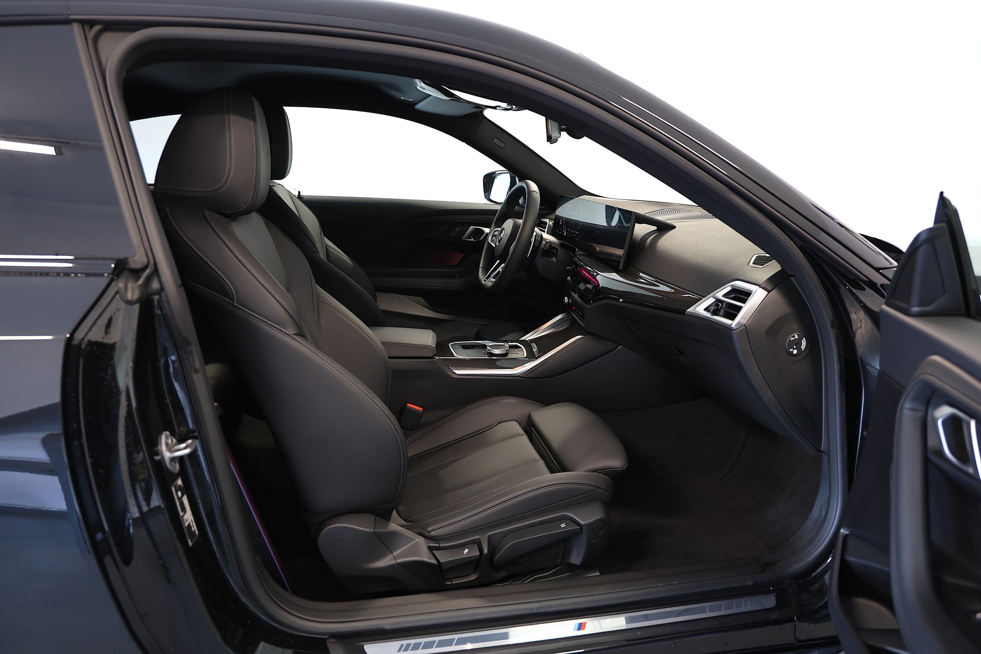 BMW 230i M Sport Pro-image-13