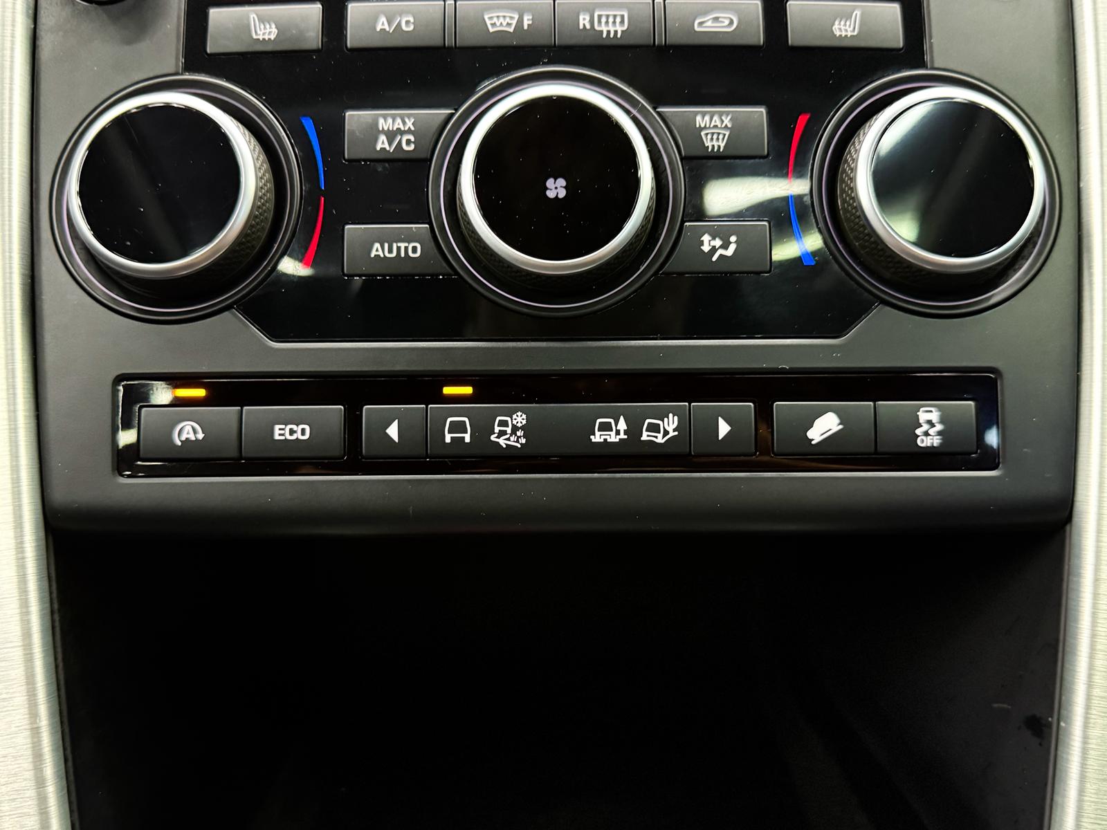 LAND ROVER Discovery Sport 2.0 TD4 SE AT9-image-17