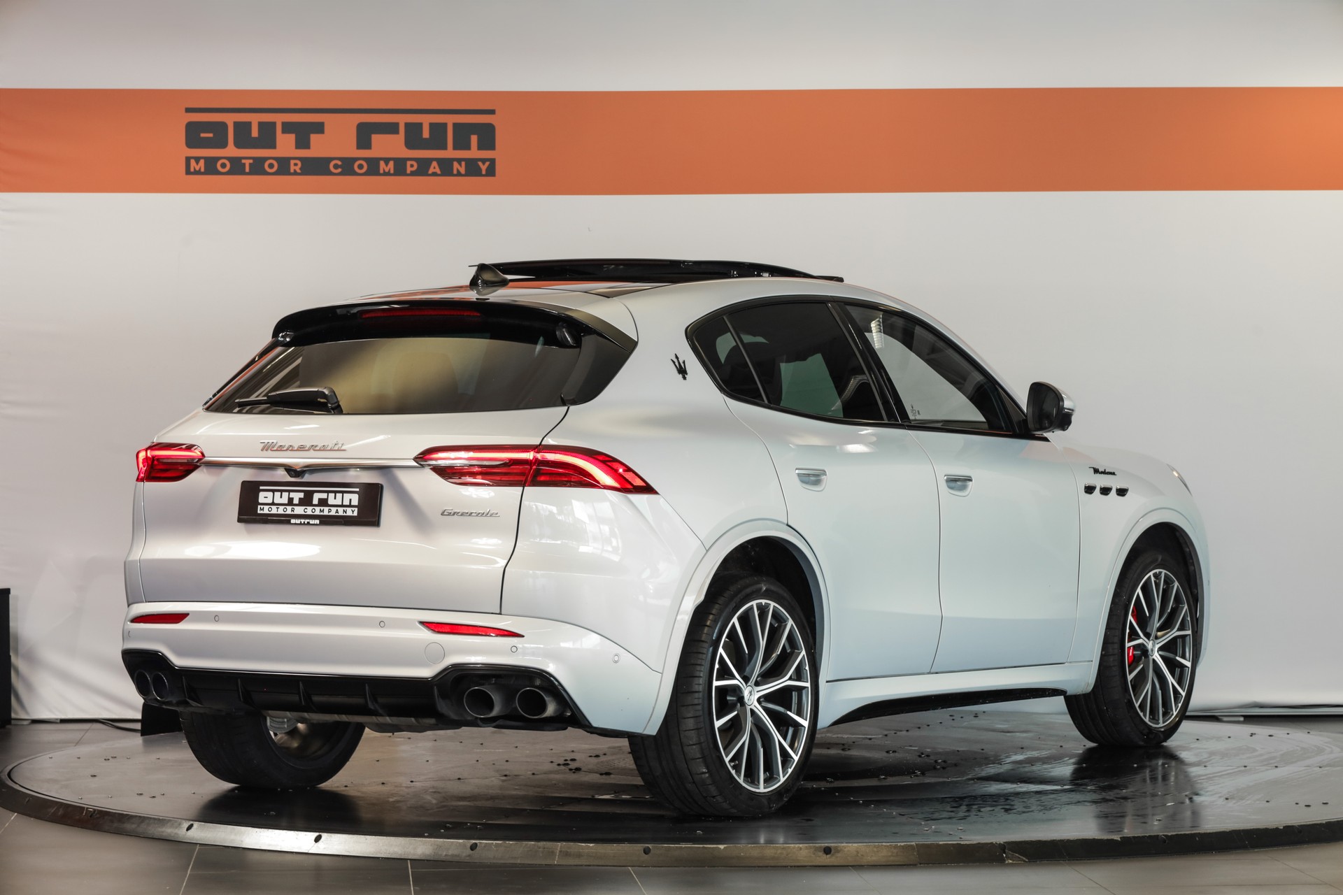 MASERATI Grecale 2.0 MHEV Modena Hybrid Automatica-showroom-element-3