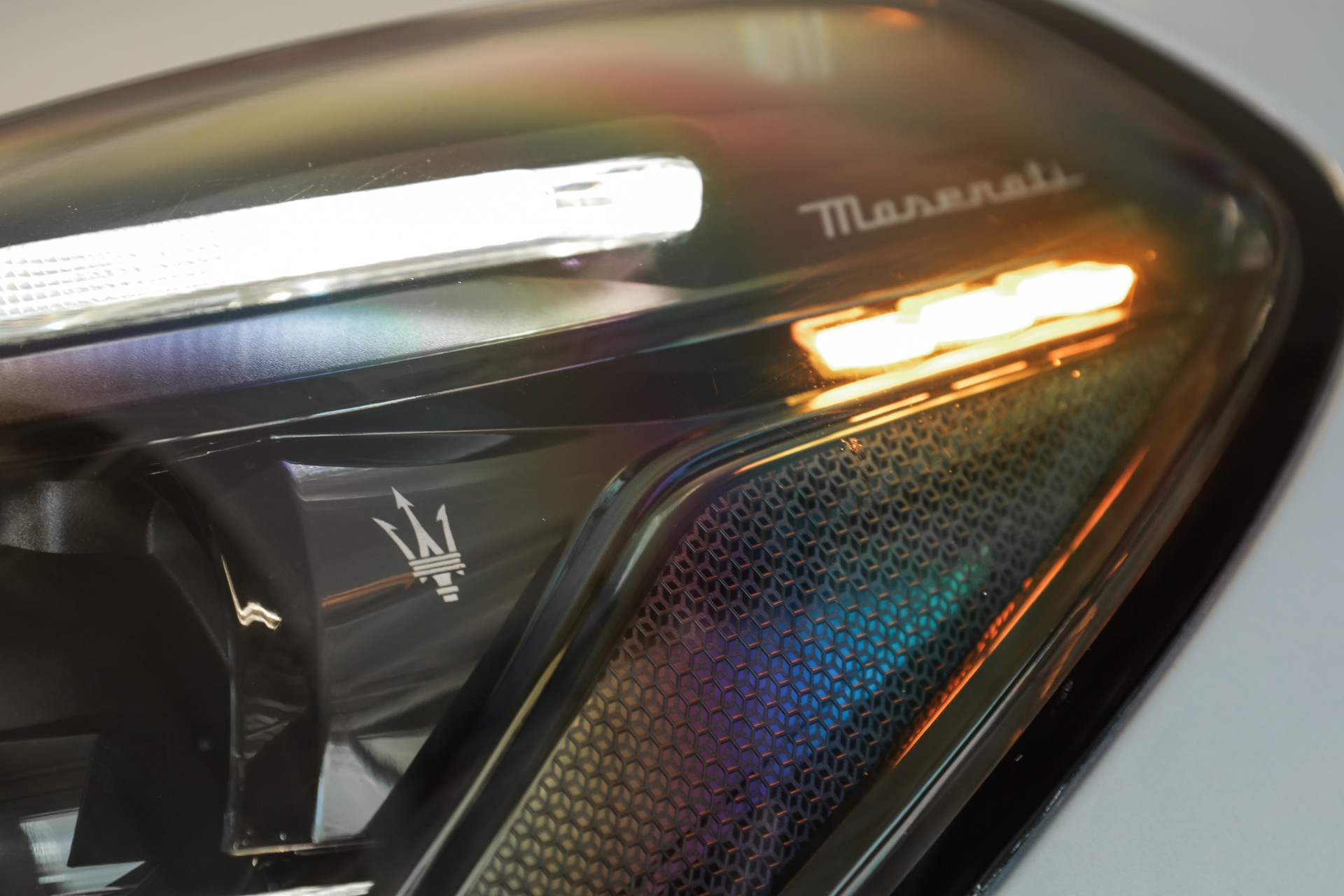MASERATI Grecale 2.0 MHEV Modena Hybrid Automatica-image-29