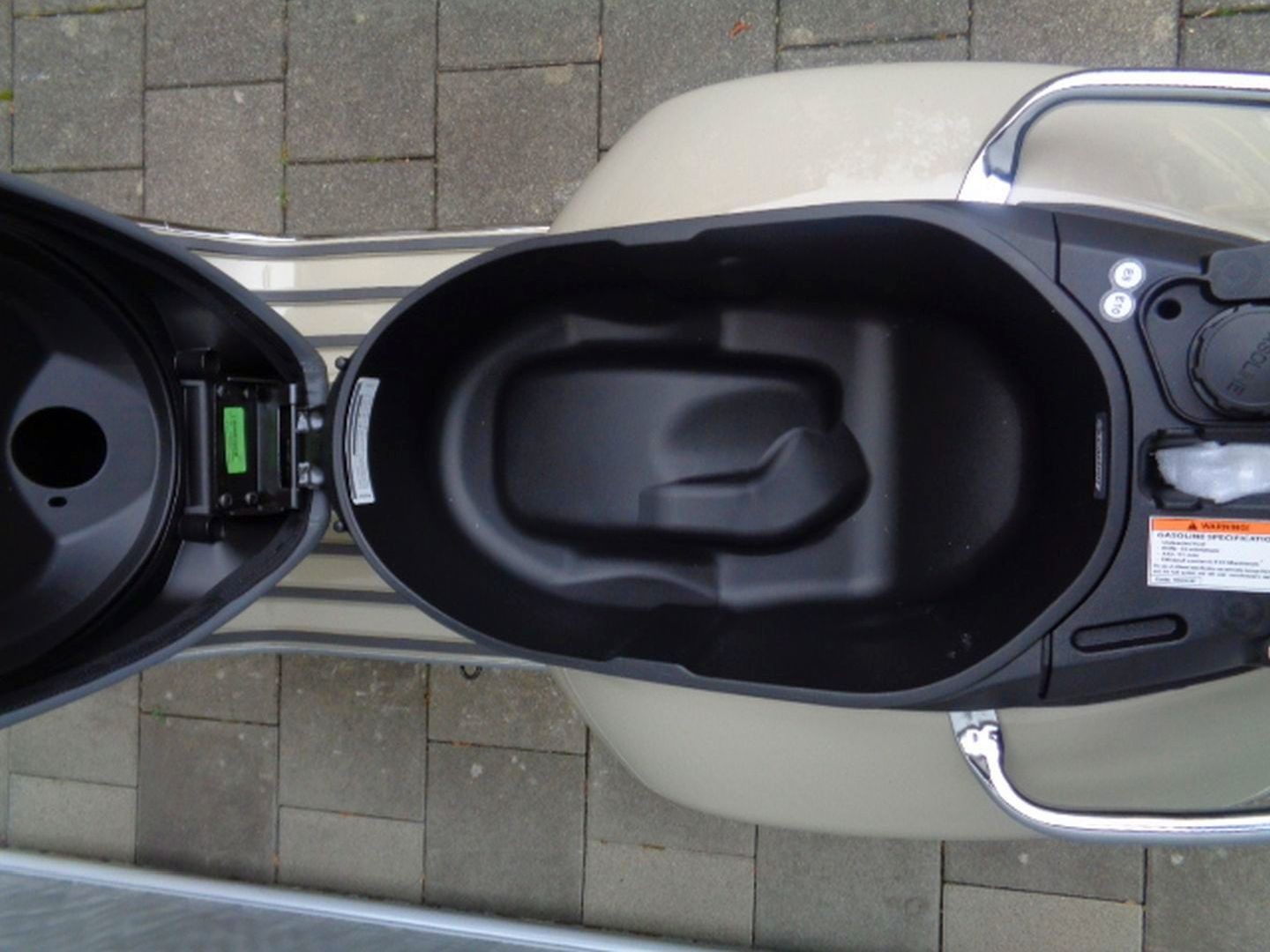 PIAGGIO VESPA GTS 310 E5-image-9