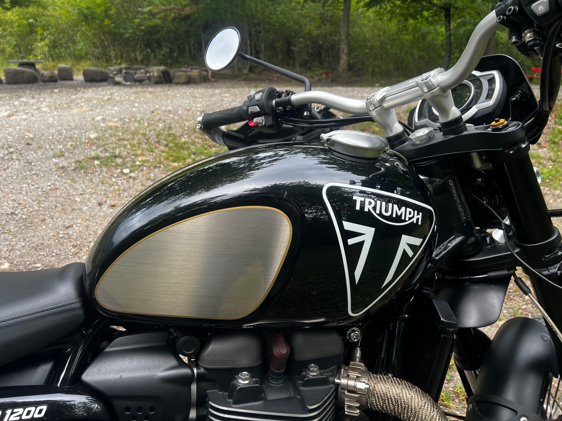 TRIUMPH Scrambler 1200 XE Bond Edition-image-9