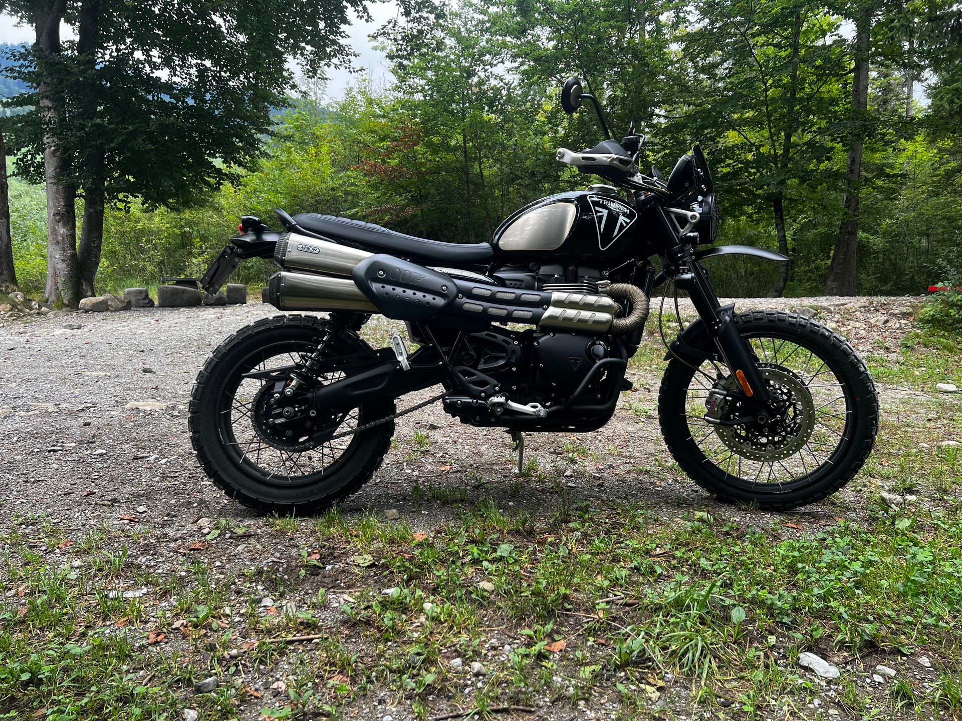 TRIUMPH Scrambler 1200 XE Bond Edition-image-0