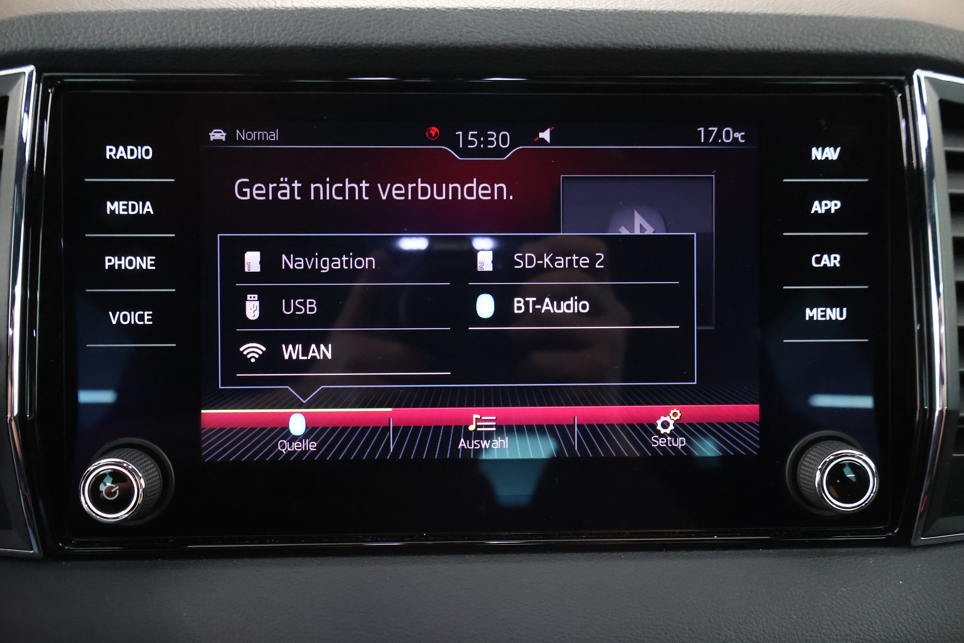 SKODA Karoq 2.0 TSI SportLine 4x4 DSG-image-22