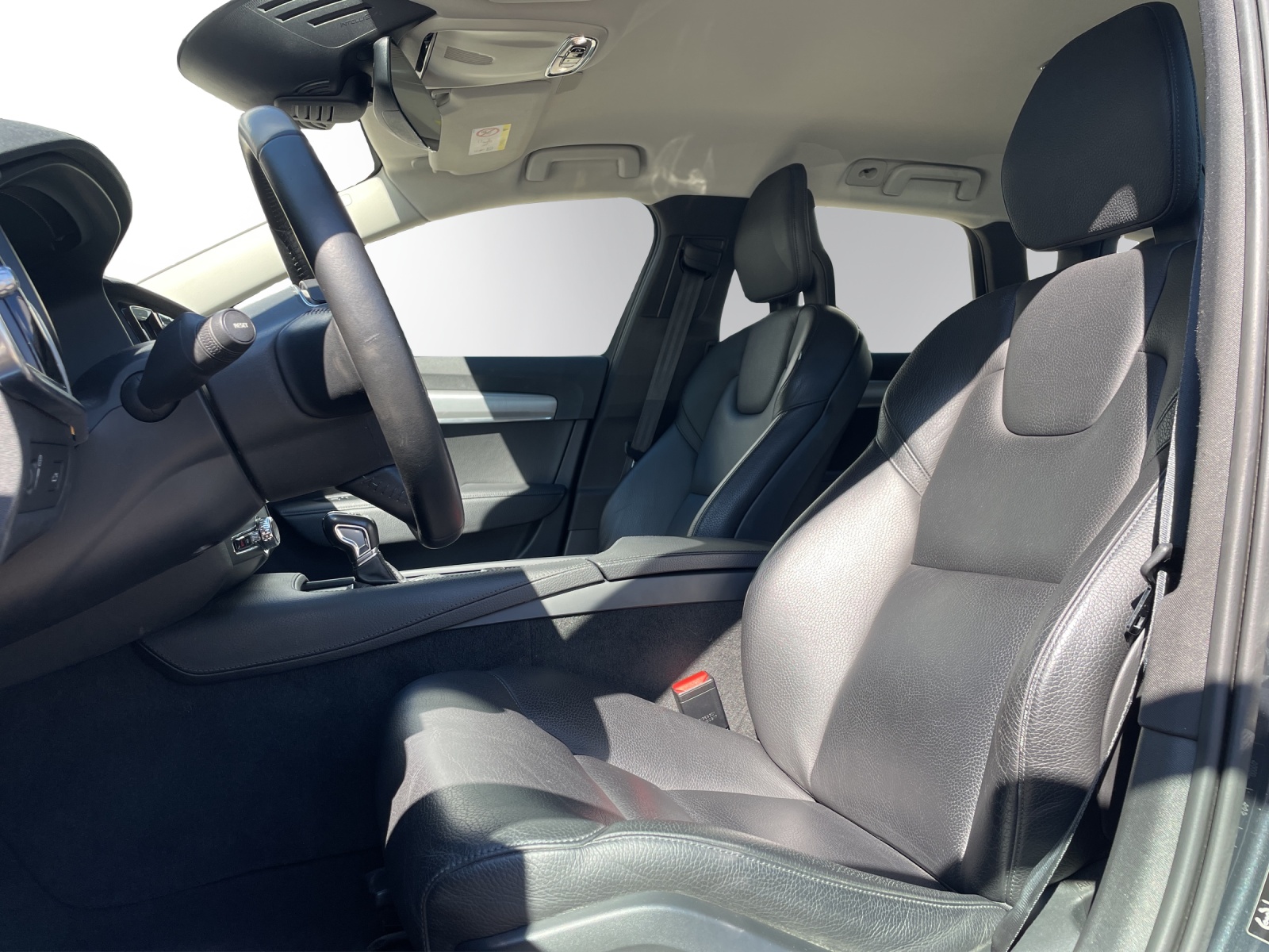 VOLVO V90 D5 AWD Momentum Geartronic Powerpulse-image-9