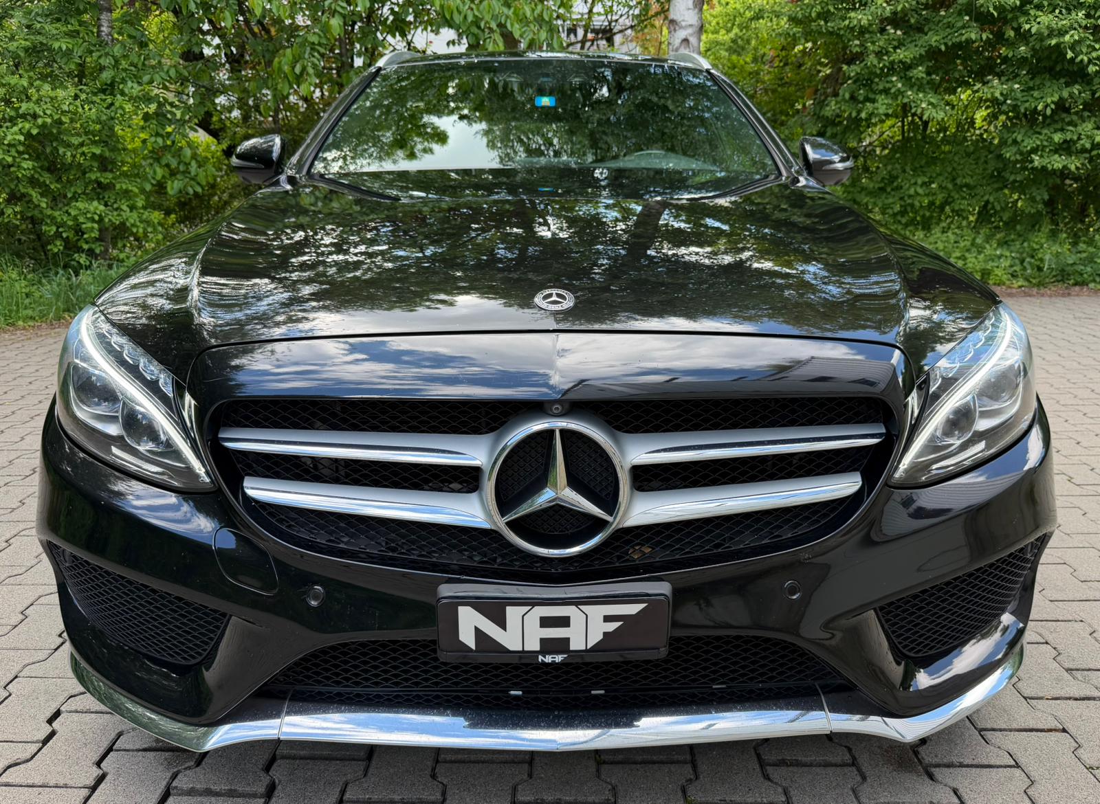 MERCEDES-BENZ C 250 d Swiss Star AMG Line 4Matic 9G-Tronic-image-7