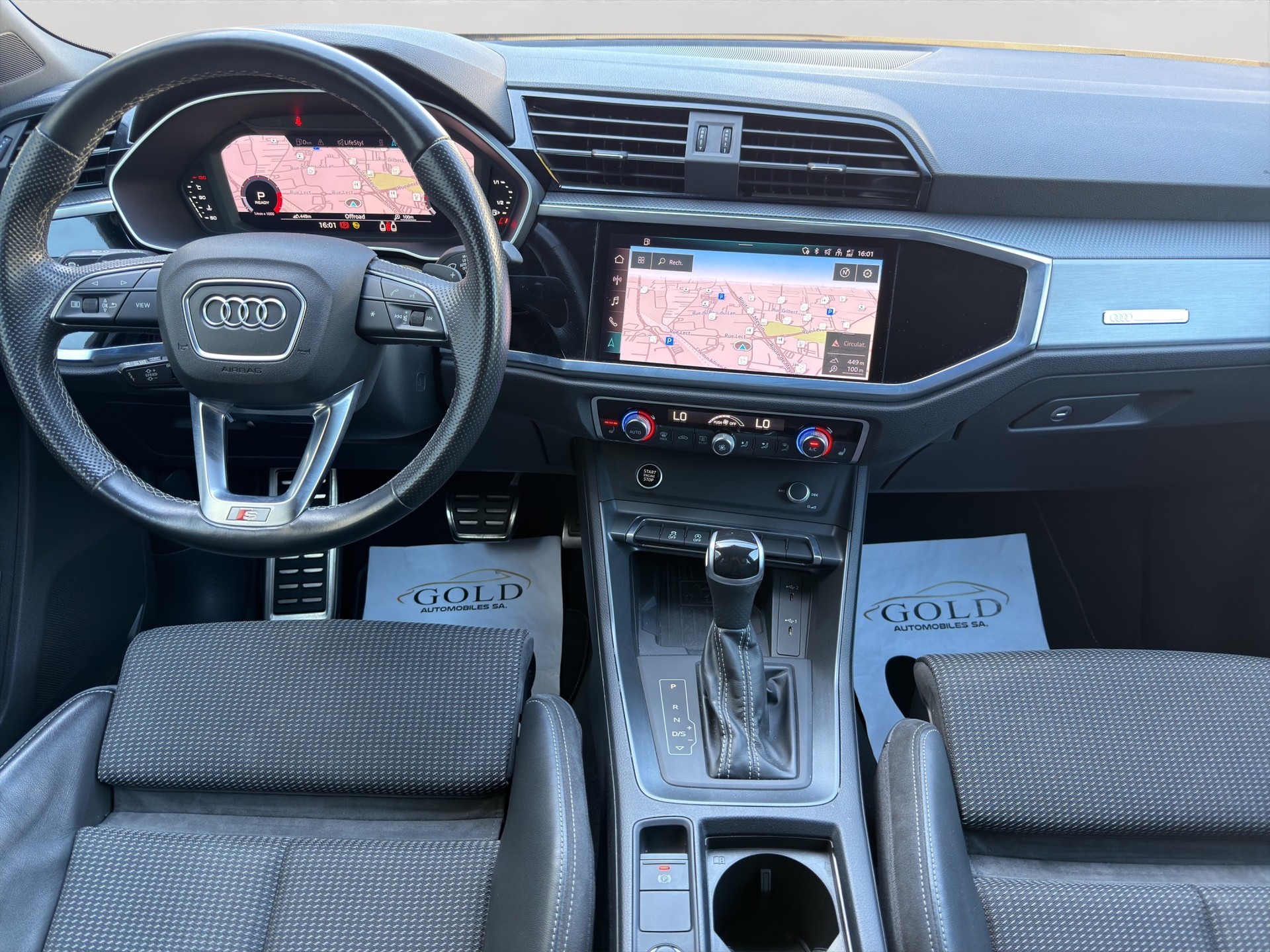 AUDI Q3 35 TFSI advanced S-Line Attraction S-tronic-image-2