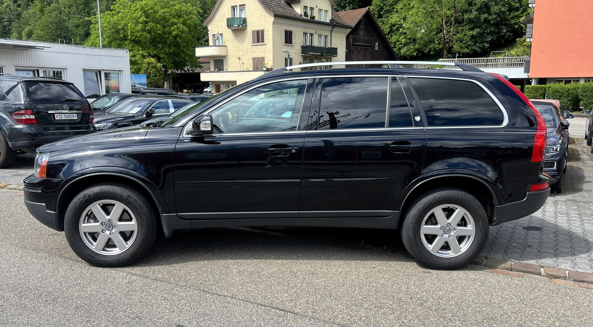 VOLVO XC90 D5 AWD Kinetic-showroom-element-1