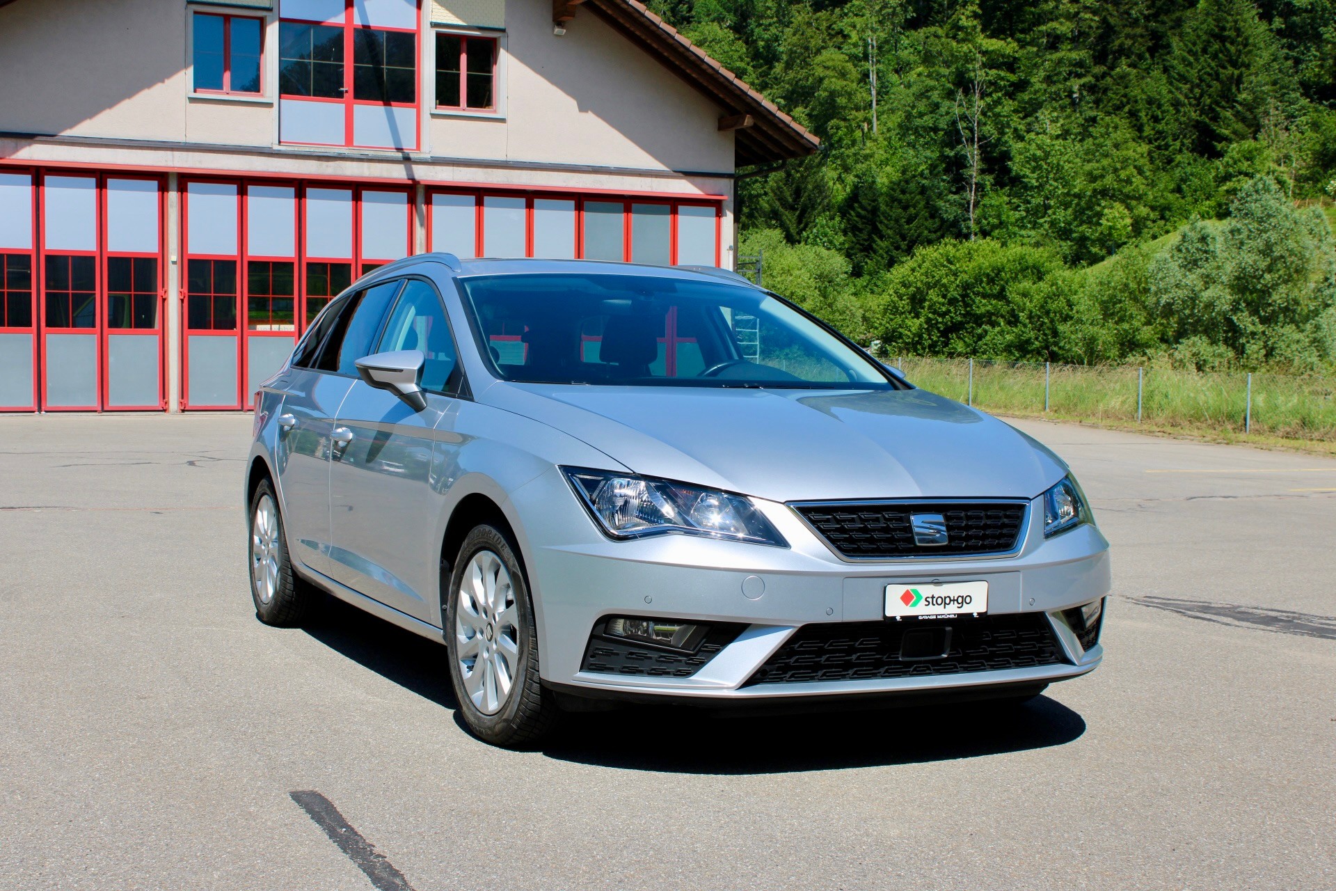 SEAT Leon ST 1.6 TDI CR Style DSG-showroom-element-2