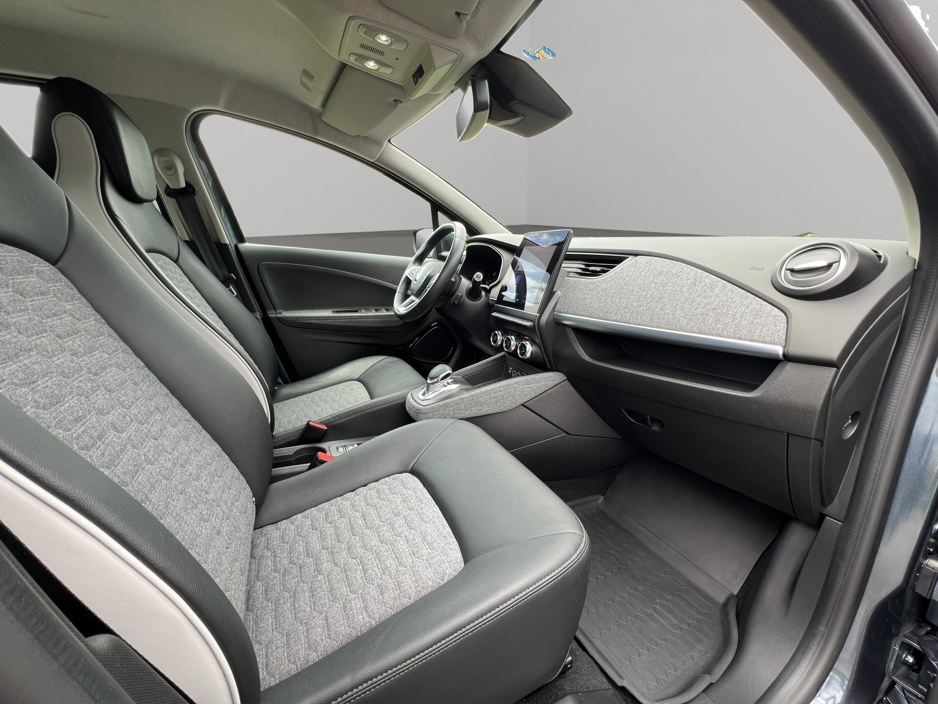 RENAULT Zoe Intens R135 (incl. Batterie)-image-9