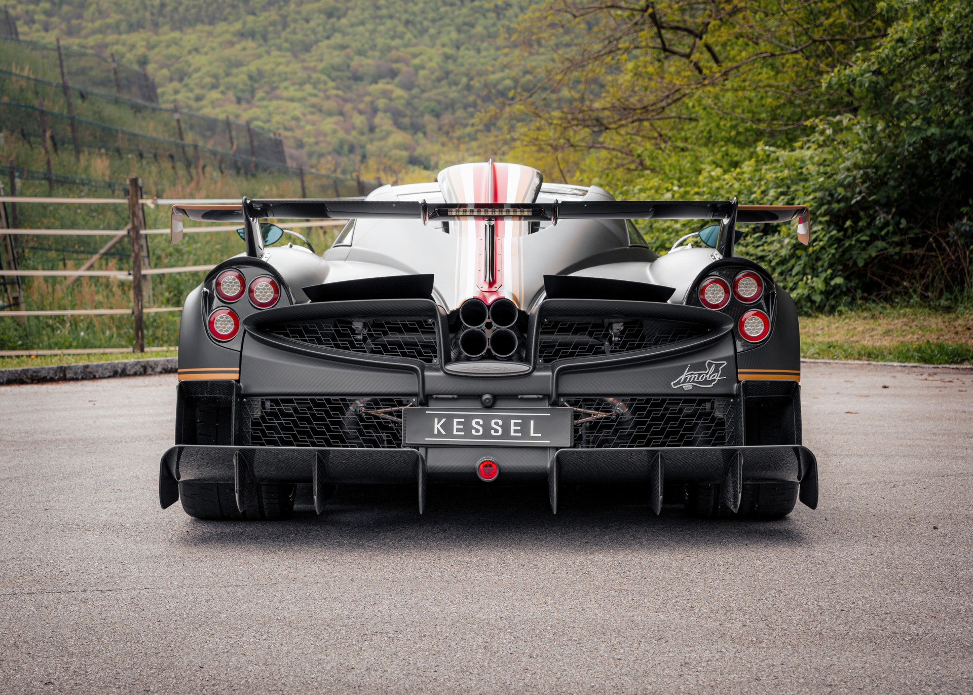 PAGANI Imola-image-2