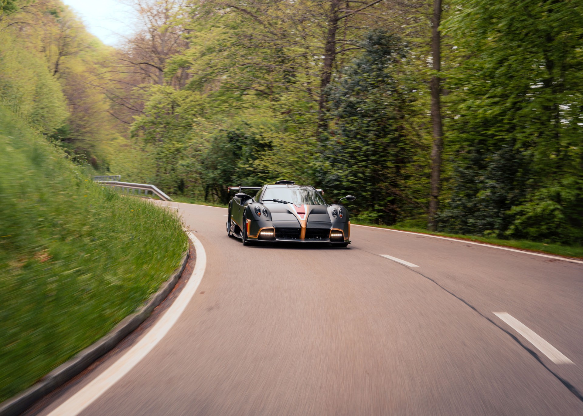 PAGANI Imola-image-4