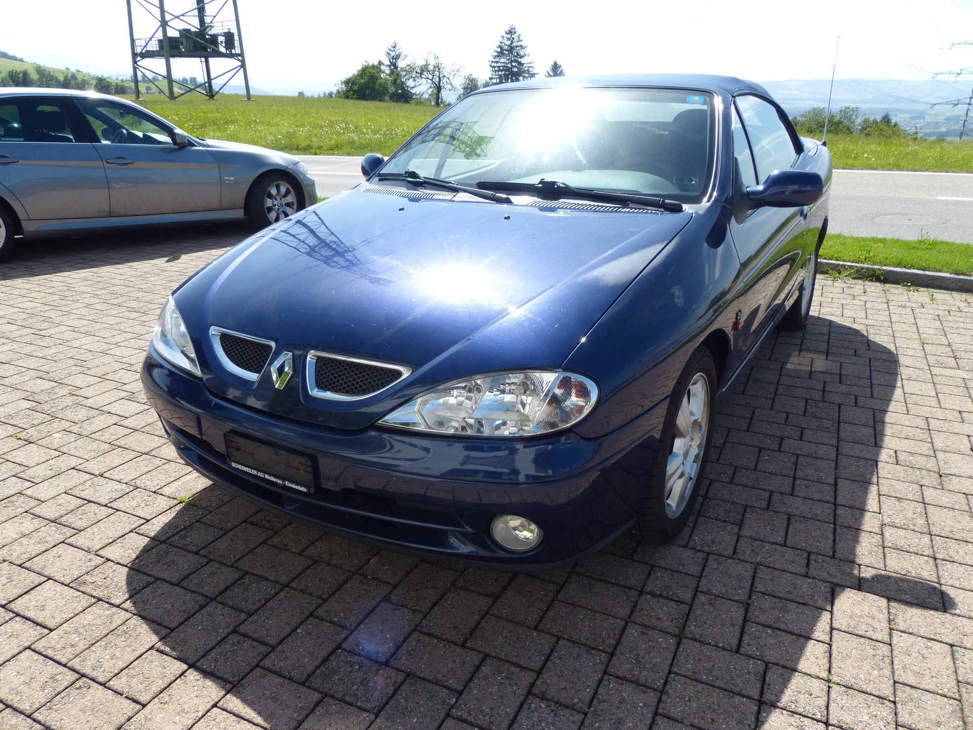RENAULT Mégane 2.0 16V IDE Privilège-showroom-element-3
