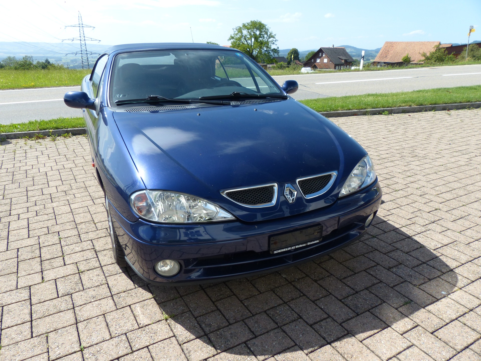 RENAULT Mégane 2.0 16V IDE Privilège-showroom-element-2