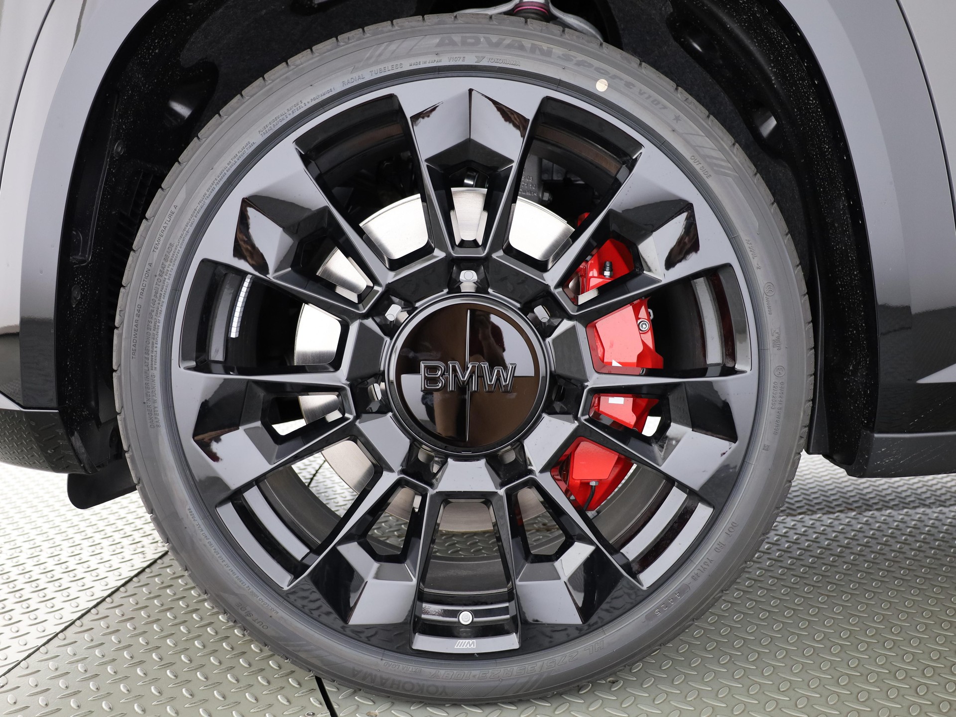 BMW XM 50e Plug-in Hybrid-image-22