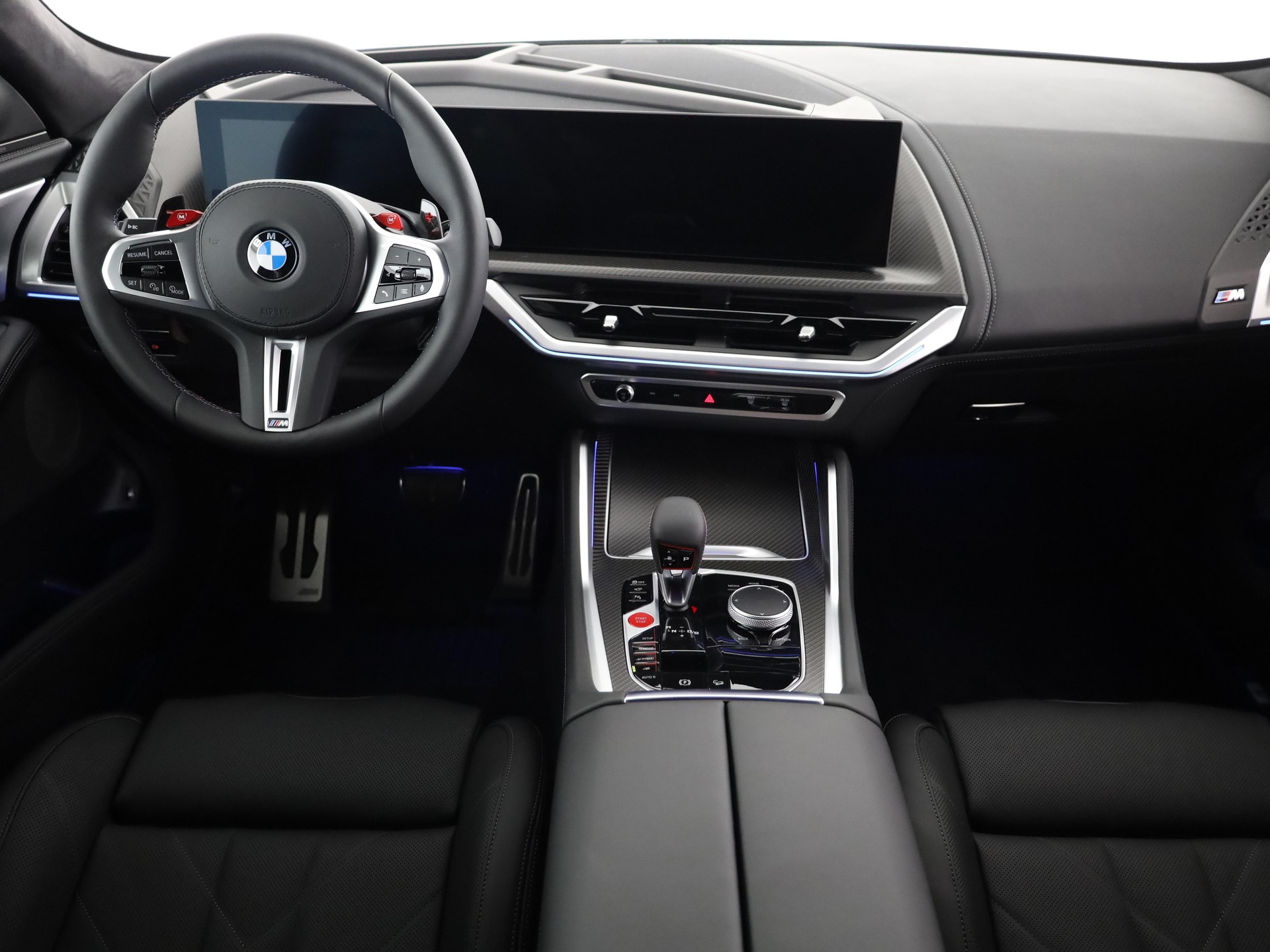 BMW XM 50e Plug-in Hybrid-image-15