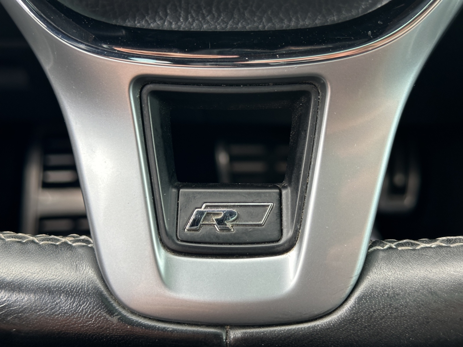 VW Touareg 3.0 TDI R Line Tiptronic-image-29