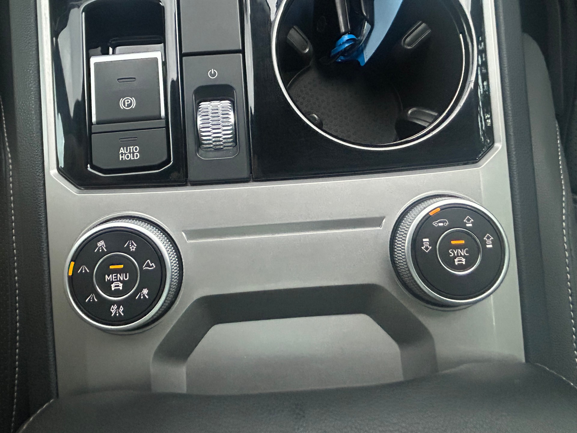 VW Touareg 3.0 TDI R Line Tiptronic-image-20