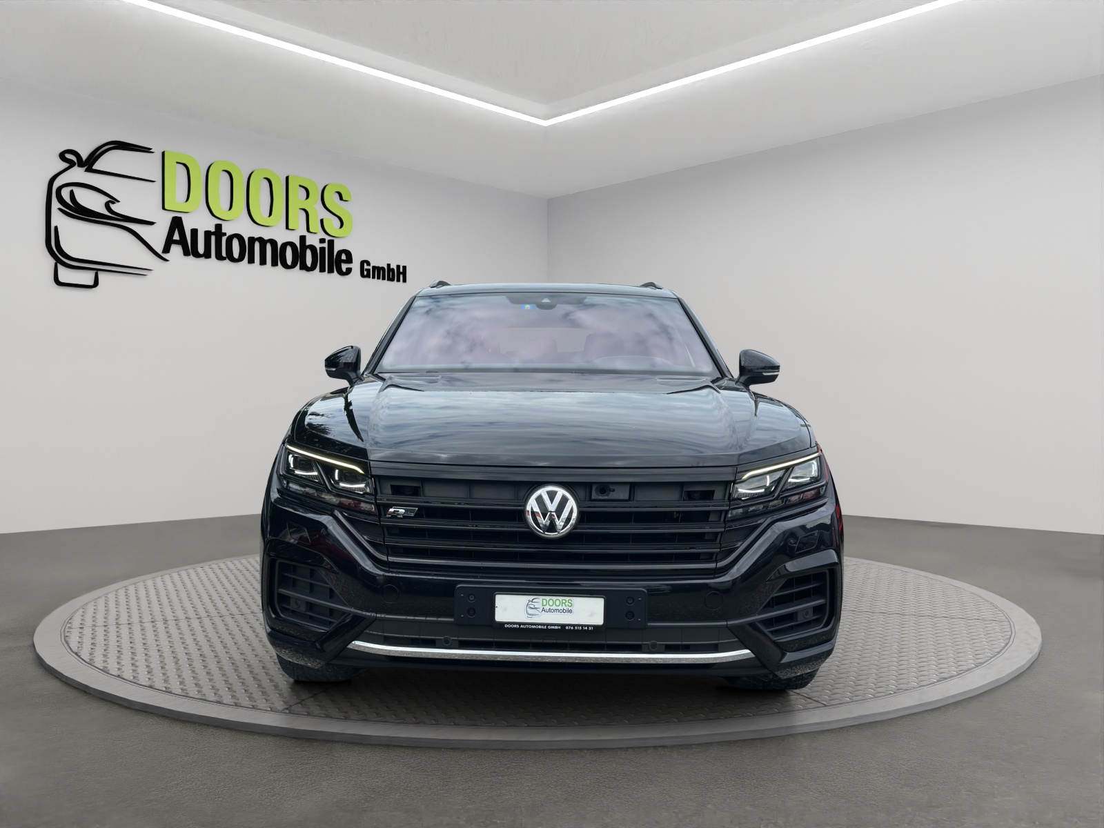 VW Touareg 3.0 TDI R Line Tiptronic-showroom-element-1