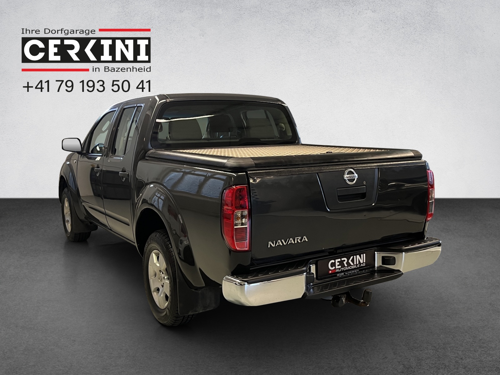 NISSAN Navara Double Cab SE 2.5 TDI 4WD-image-4