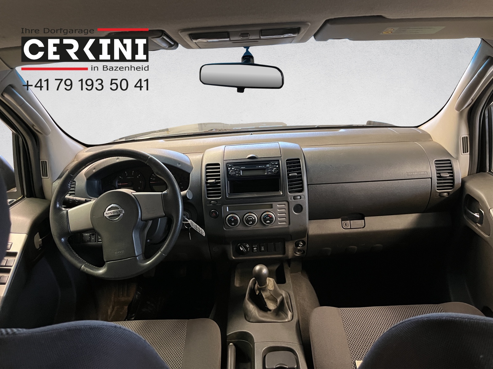 NISSAN Navara Double Cab SE 2.5 TDI 4WD-image-7