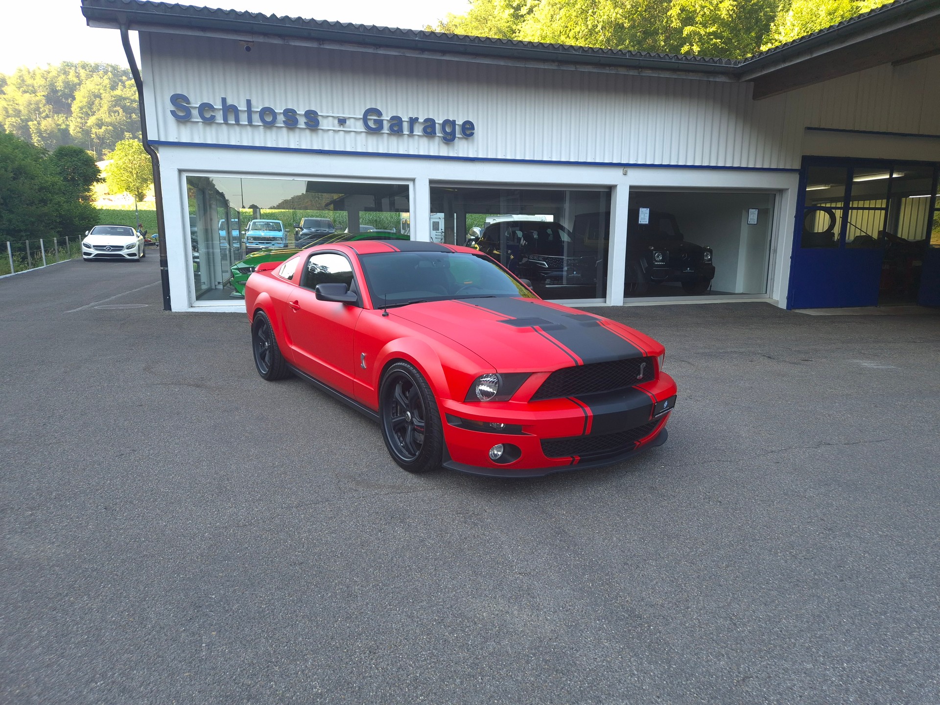 FORD Mustang Shelby GT500 SVT-showroom-element-1
