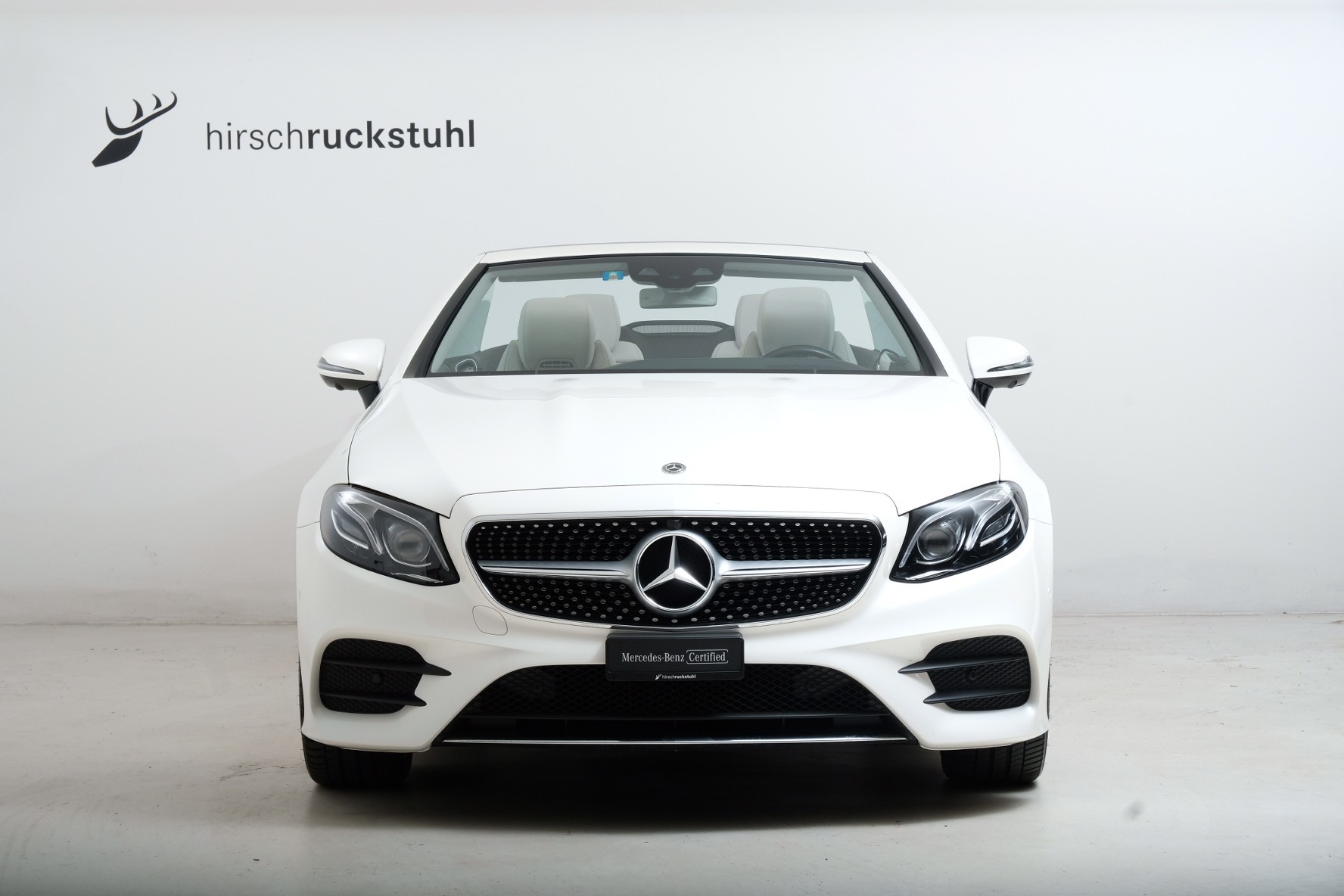 MERCEDES-BENZ E 200 Cabriolet AMG Line 4 Matic 9G-Tronic-showroom-element-2