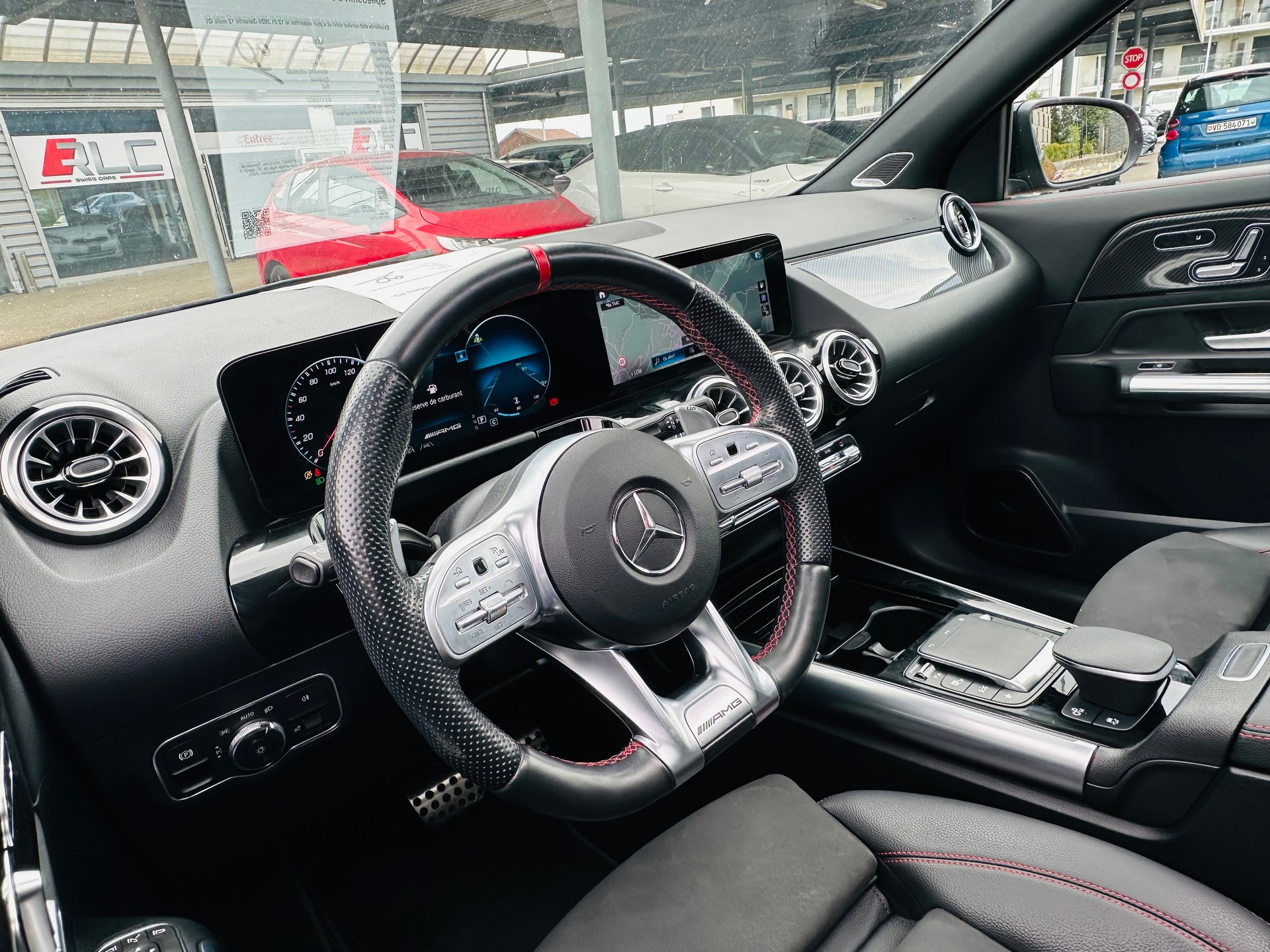 MERCEDES-BENZ GLA 35 AMG 4Matic 8G-Speedshift DCT-image-18