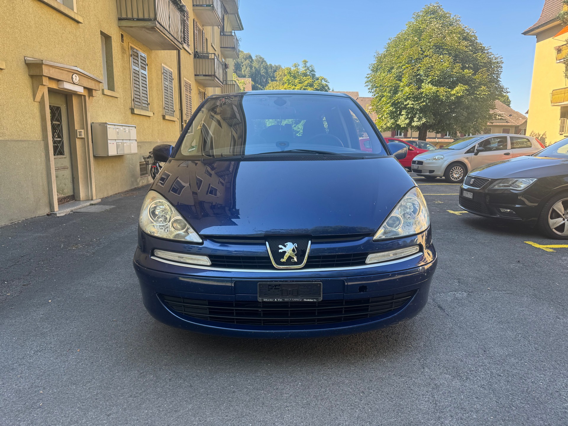 PEUGEOT 807 2.0 16V HDi (ST) Family+-image-1