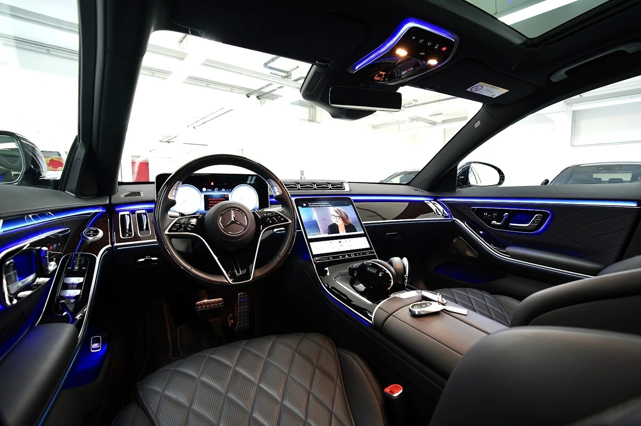 MERCEDES-BENZ S 450 L 4Matic AMG Line 9G-Tronic-image-12