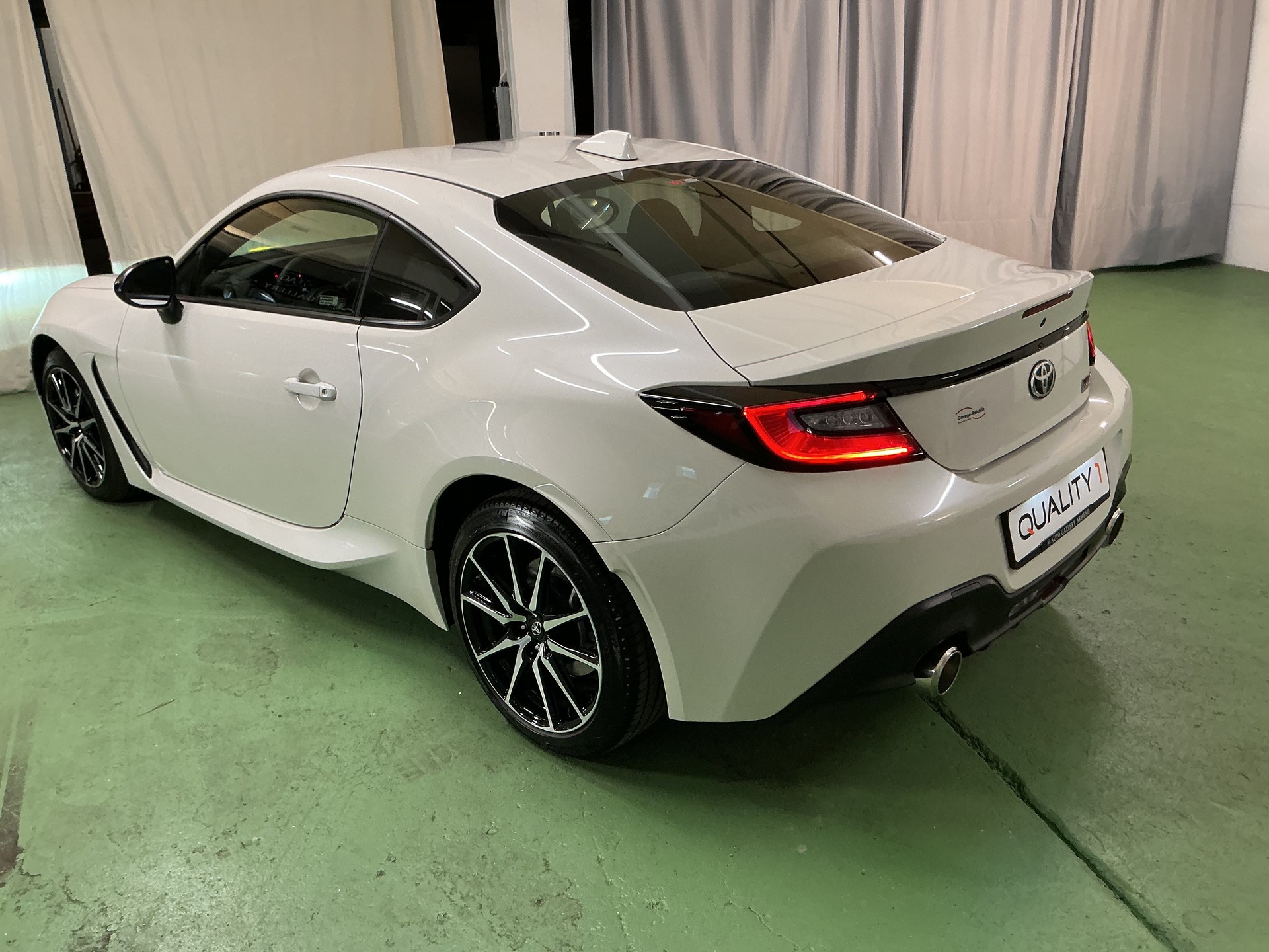 TOYOTA GR 86 2.4 Sport-image-3