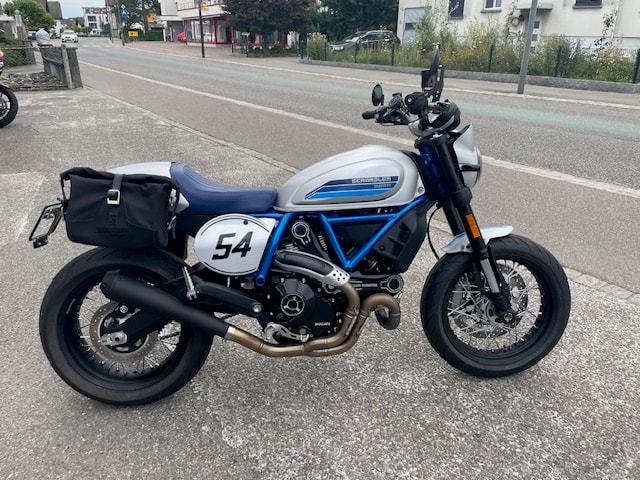 DUCATI Scrambler 800 Cafe Racer-image-0
