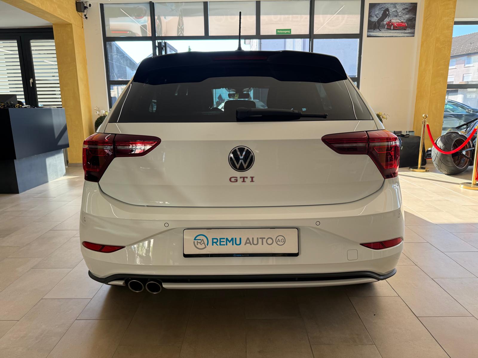 VW Polo 2.0 TSI GTI DSG-showroom-element-3