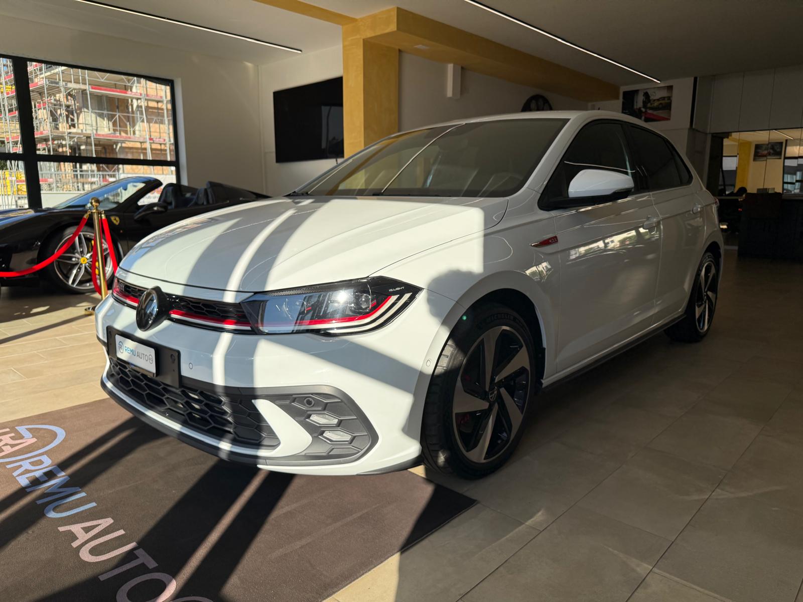 VW Polo 2.0 TSI GTI DSG-image-7