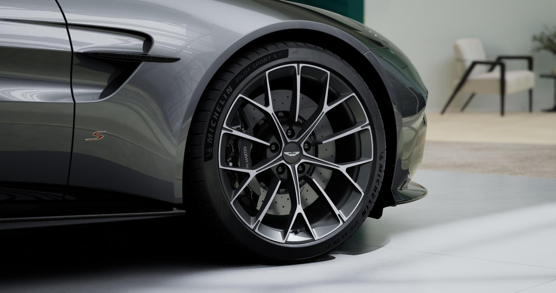 ASTON MARTIN V8 Vantage Roadster 4.0 S V8 Bi-Turbo-image-19