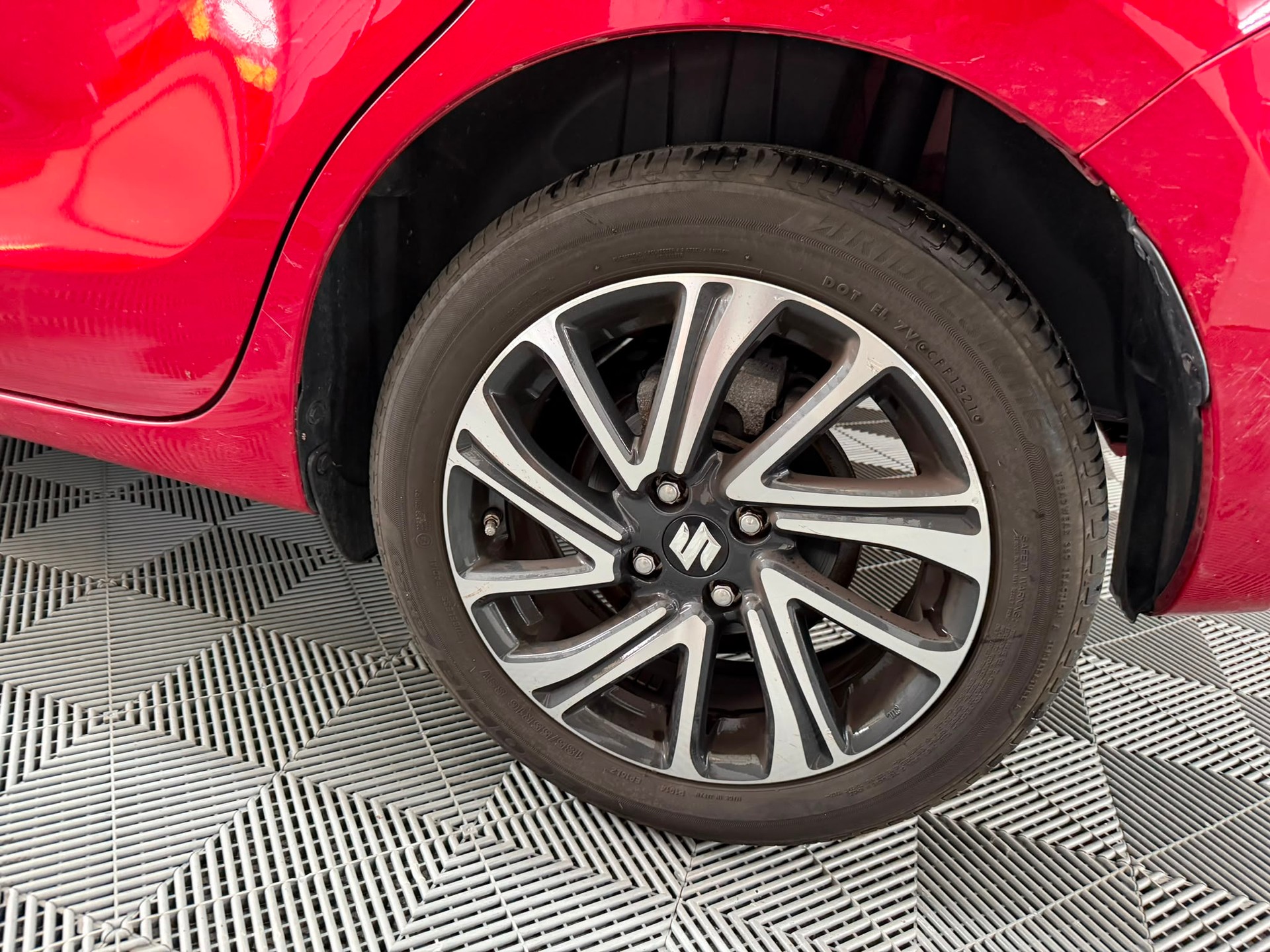 SUZUKI Swift 1.2 Compact Top Hybrid CVT-image-19