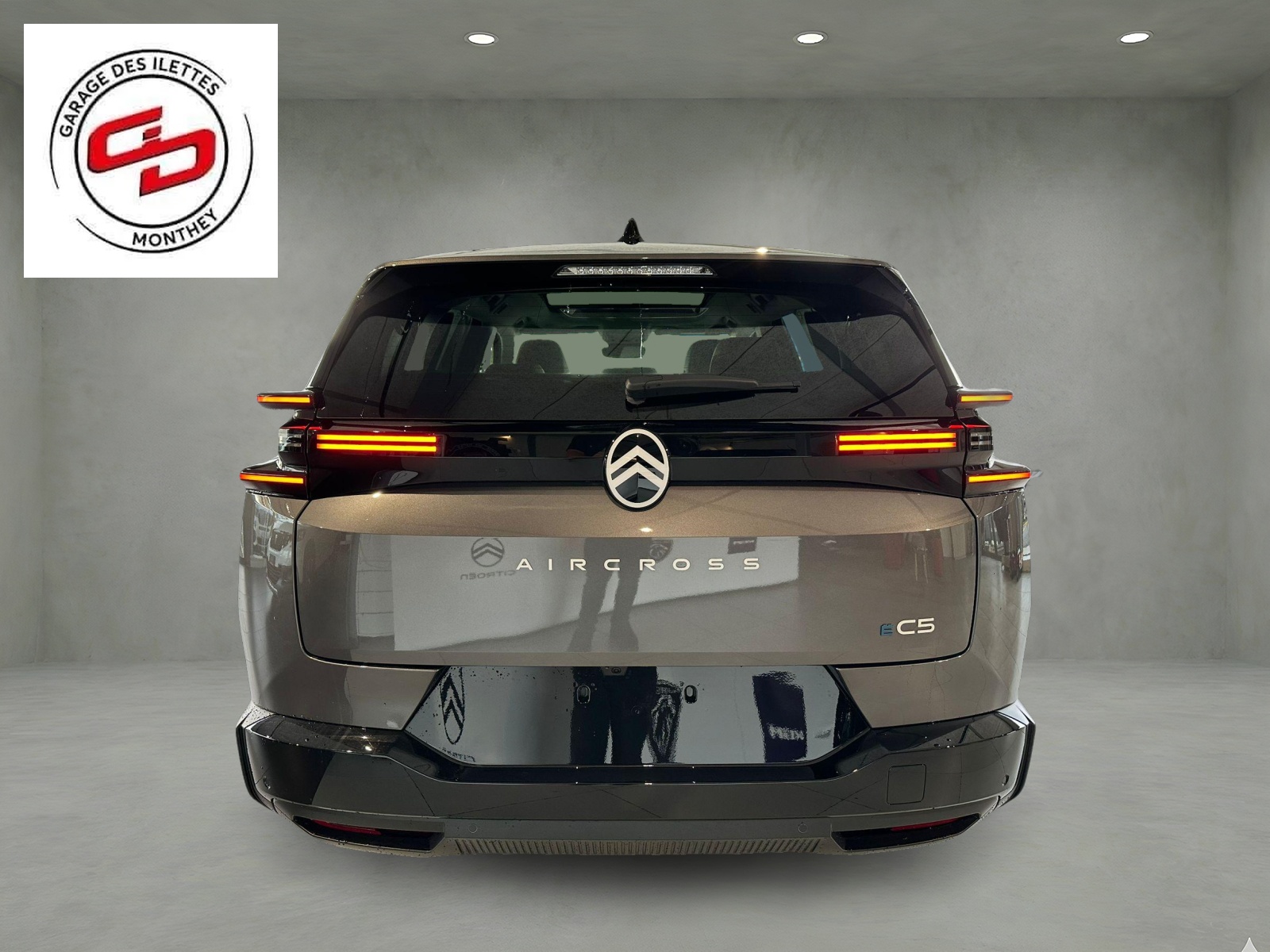 CITROEN e-C5 Aircross Max-showroom-element-2