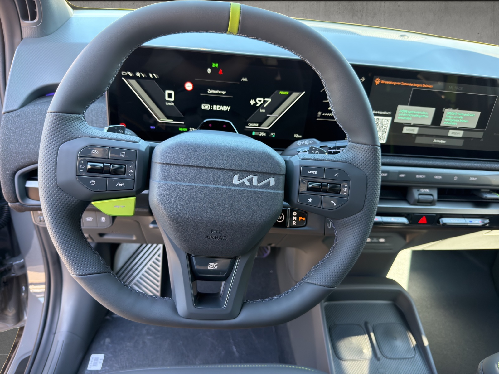 KIA EV3 81 kWh GT 4x4-image-11