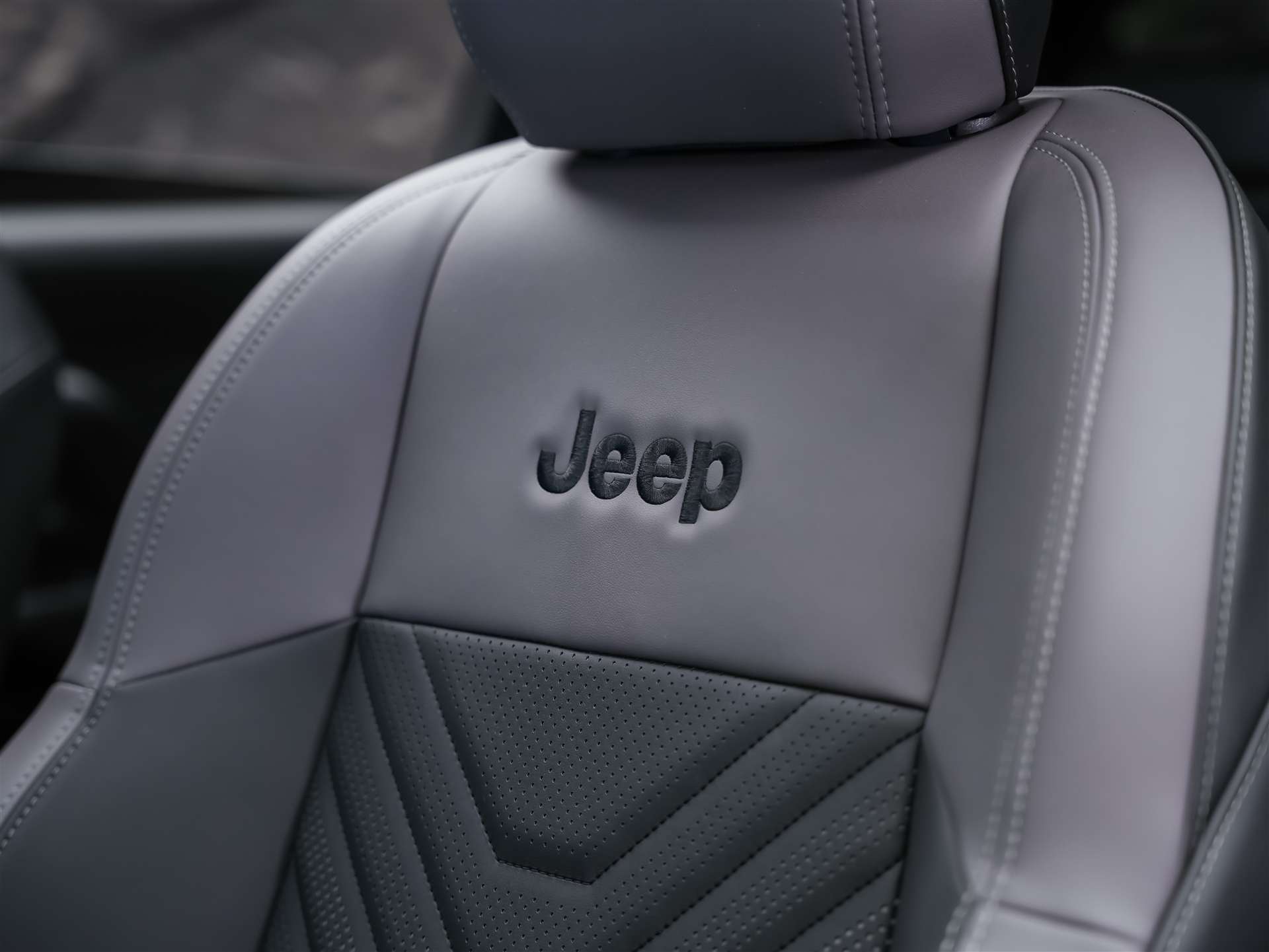 JEEP Compass 1.6 T PHEV Summit Premium Sky *SOFORT Verfügbar*Werksgarantie*Massage*Matrix-LED*Sitzbelüftung*-image-11