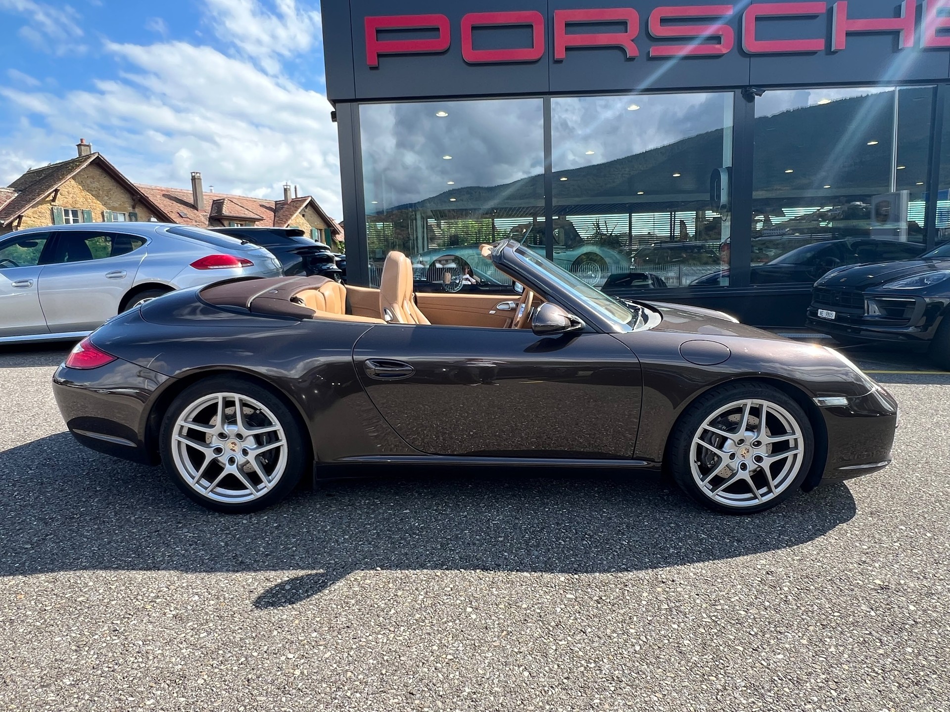 PORSCHE Porsche 911 Carrera Cabriolet (997 II)-showroom-element-1